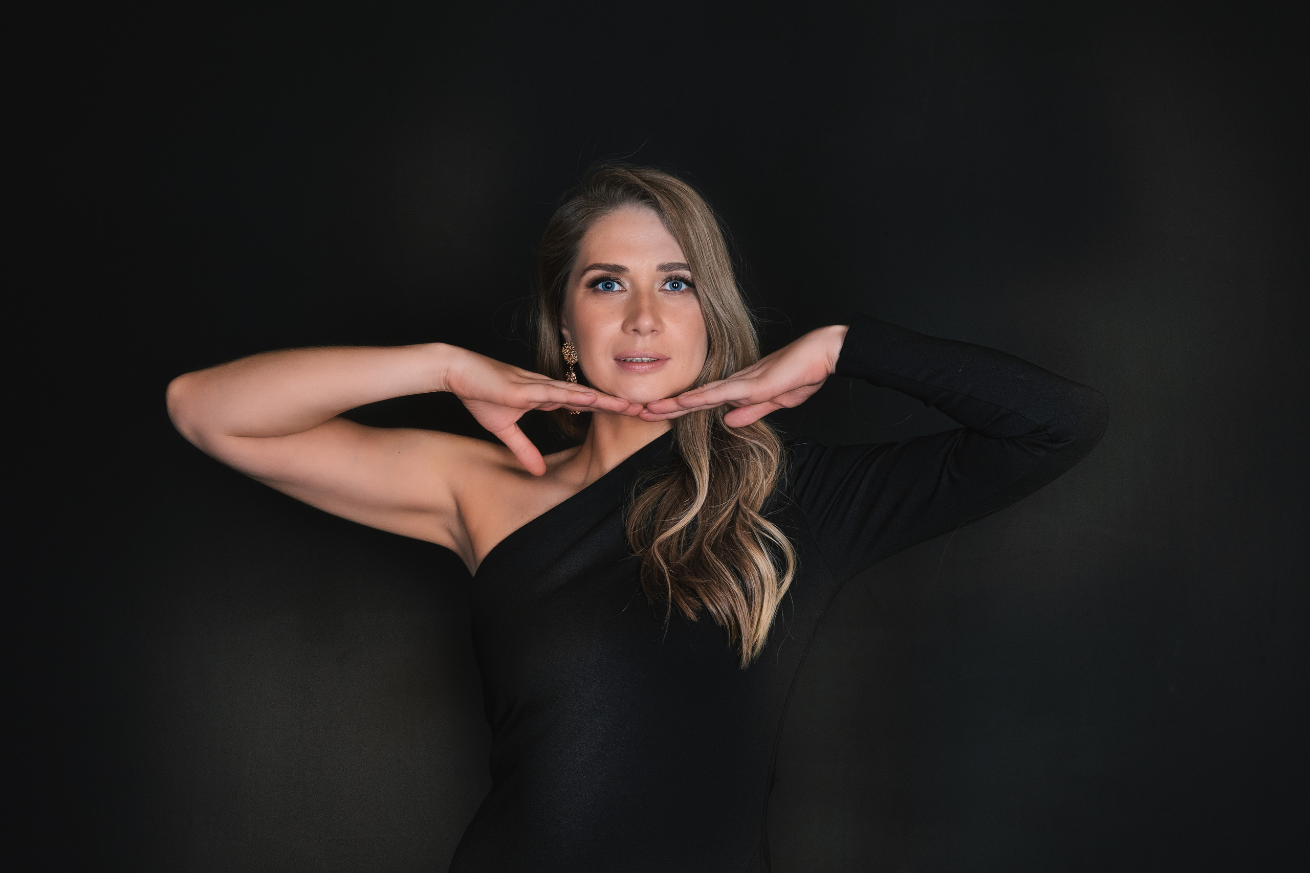 Индивидуальная съемка в студии. Креативный фотограф из Санкт-Петербурга Калинина Валентина