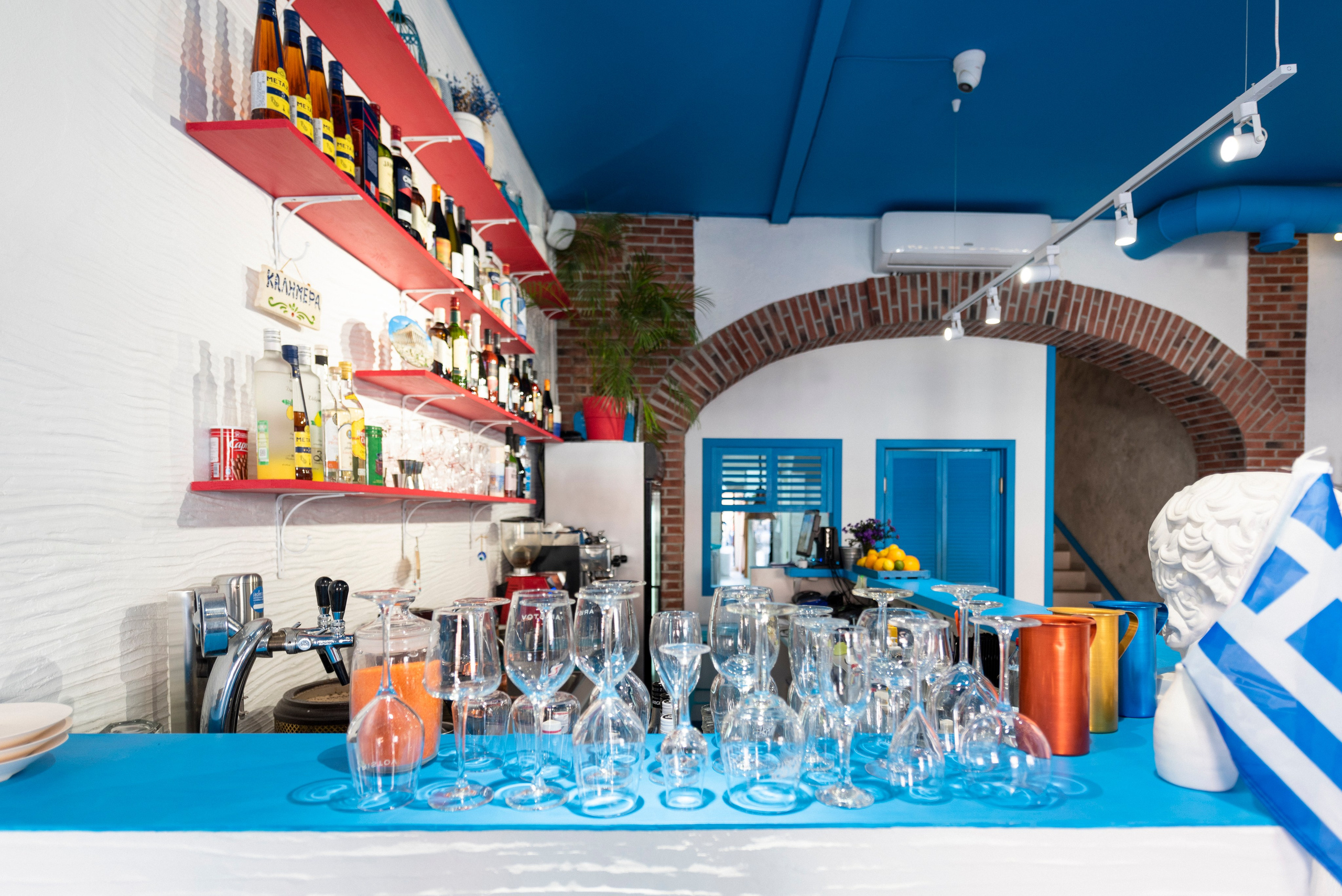 Греческая Таверна Йоргос. Интерьерный и репортажный фотограф в Краснодаре Дмитрий Вальков