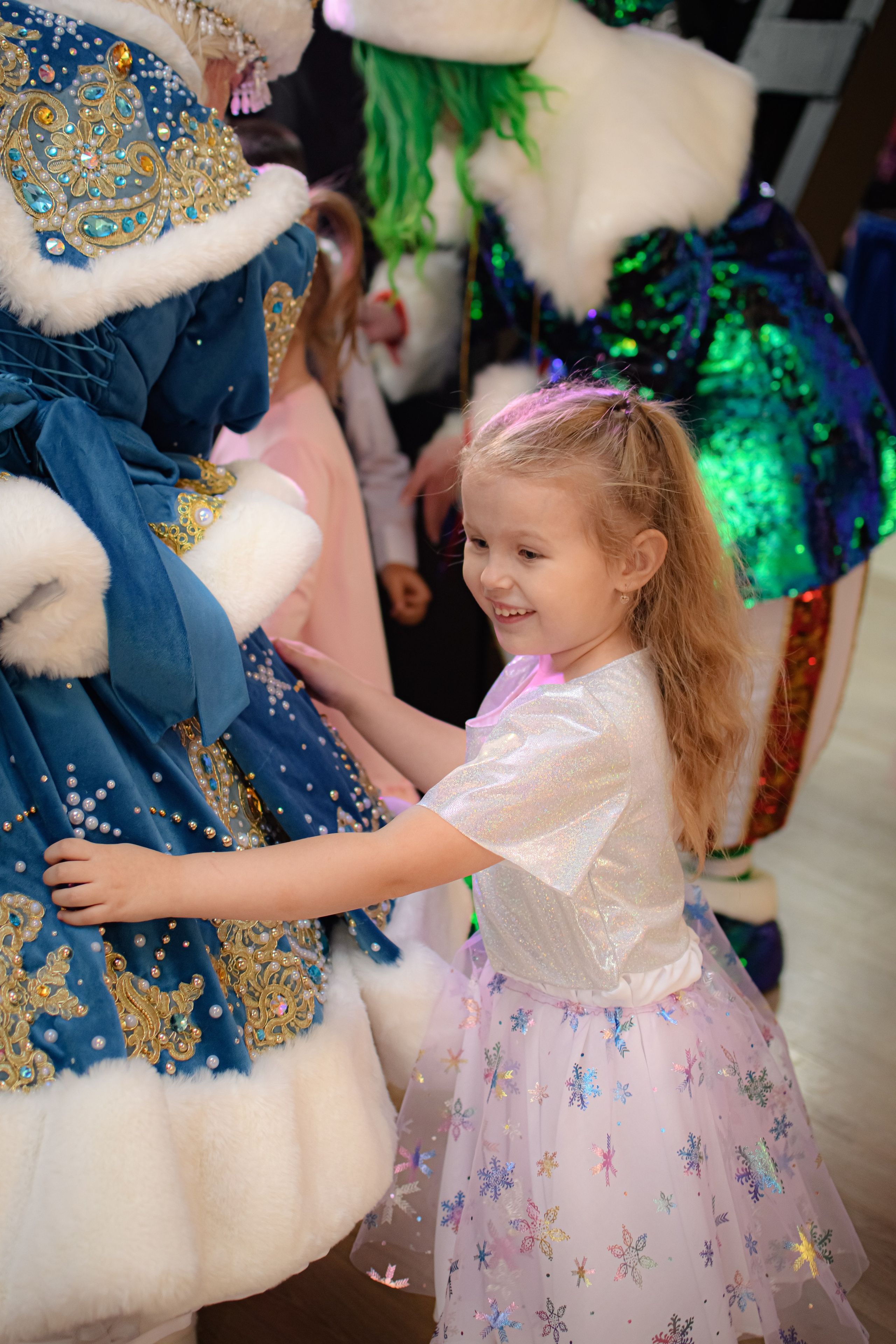 HAPPY NEW YEAR. Photokarish