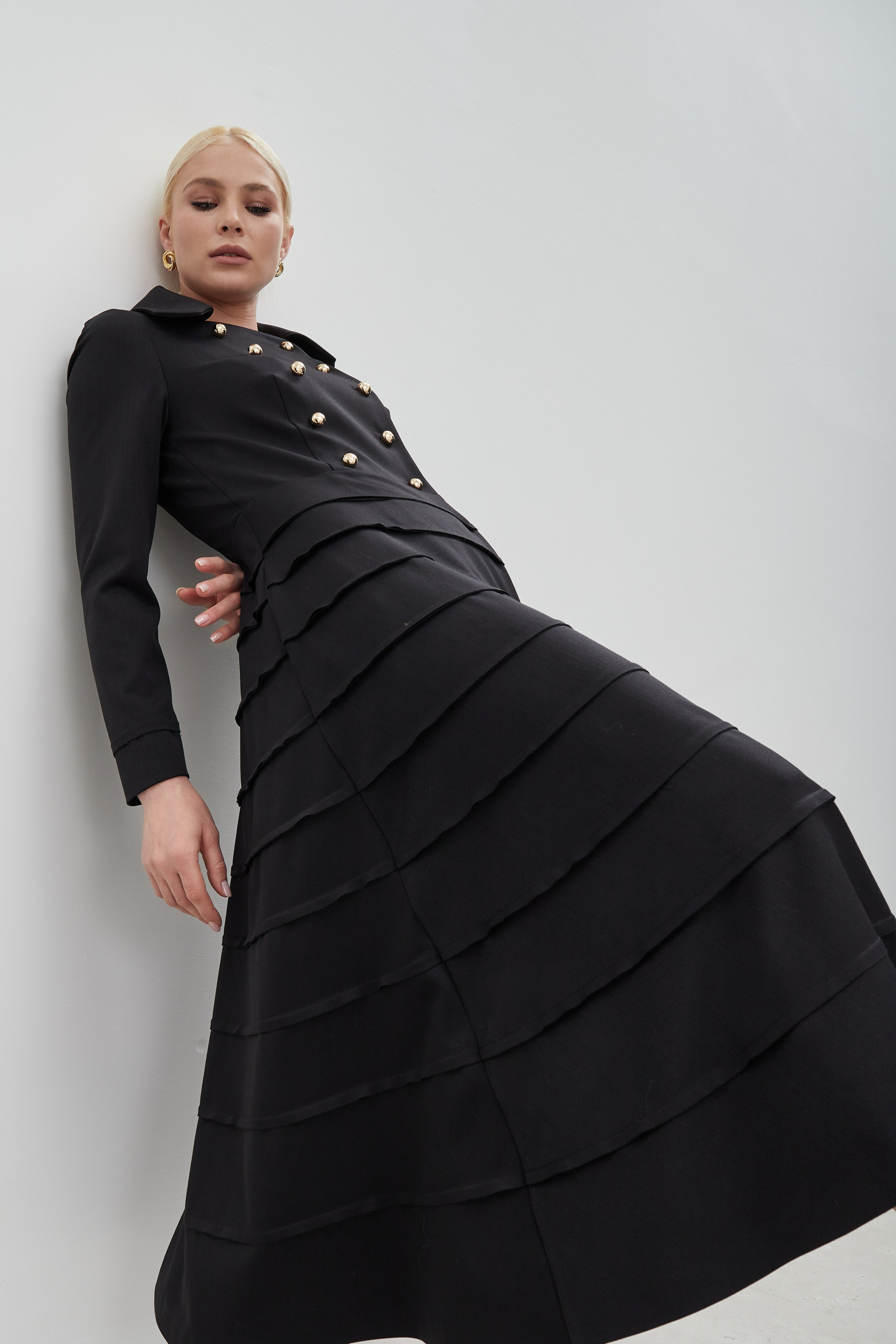 "Профессиональная каталожная фотосъемка товаров для e-commerce и интернет-магазинов""Высококачественная каталожная съемка одежды и аксессуаров с белым фоном""Рекламная каталожная фотосъемка для маркетинга продуктов и брендов""Студийная каталожная съемка с детальной проработкой текстур и материалов""Коммерческая каталожная фотосъемка для каталогов и онлайн-платформ""Фотография каталожной съемки с акцентом на дизайн и презентацию товаров""Предметная каталожная съемка для увеличения продаж в e-commerce""Профессиональная каталожная фотосъемка с использованием студийного освещения""Рекламные фото каталожной съемки для сайтов и социальных сетей""Высокоточная каталожная съемка товаров для презентаций и брошюр""Каталожная фотосъемка высокого разрешения для онлайн-магазинов""Коммерческая каталожная съемка с фокусом на качество и детализацию""Студийная каталожная фотосъемка для брендов и ритейла""Фотографии каталожной съемки для маркетинговых кампаний""Профессиональная каталожная съемка для каталогов и увеличения конверсии" "Профессиональная съемка на модели для модных брендов и рекламы""Высококачественная фотосъемка на модели с креативным освещением и позами""Рекламная съемка на модели для каталогов одежды и аксессуаров""Студийная съемка на модели с акцентом на стиль и индивидуальность""Коммерческая фотосъемка на модели для fashion-индустрии""Фотография съемки на модели с профессиональным ретуши для журналов""Модная съемка на модели для продвижения бренда и коллекций""Профессиональная съемка на модели с использованием естественного света""Рекламные фото съемки на модели для социальных сетей и веб-сайтов""Высокоточная фотосъемка на модели для портфолио и презентаций""Съемка на модели высокого разрешения для модных кампаний""Коммерческая съемка на модели с фокусом на тренды и дизайн""Студийная фотосъемка на модели для e-commerce и маркетинга""Фотографии съемки на модели для брендов и увеличения продаж""Профессиональная модная съемка на модели для каталогов и рекламы"