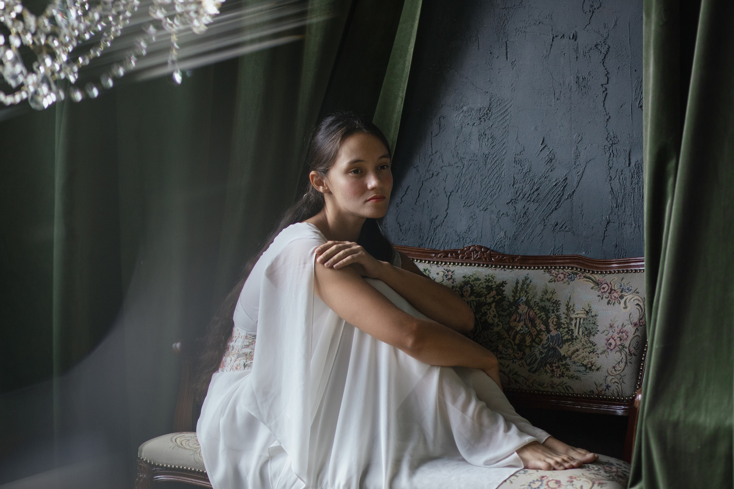 Татьяна в винтажном зале. Фотограф в Новосибирске Краснова Евгения