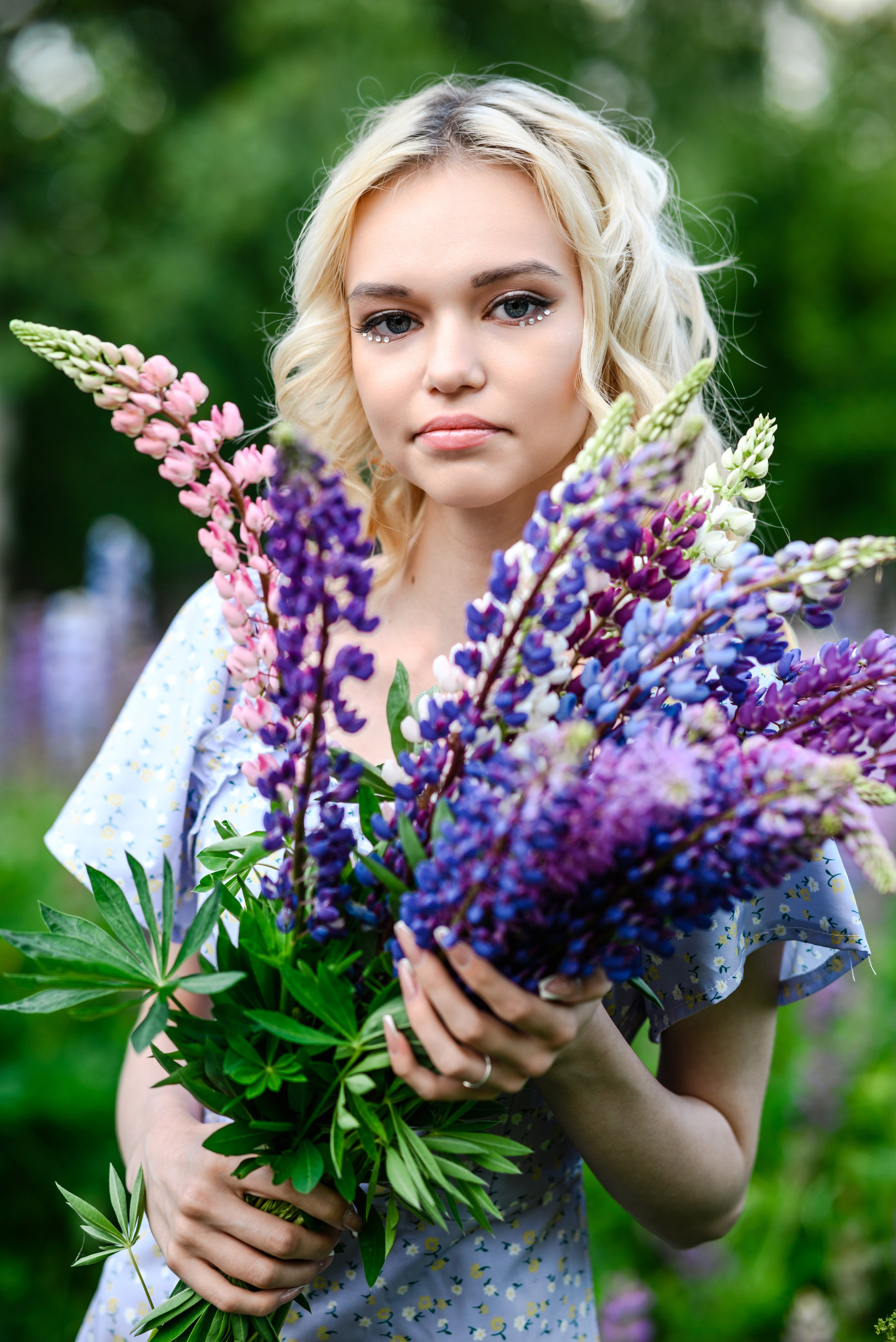 Владлена в люпинах. Свадебный и семейный фотограф в Дзержинске Екатерина Шулакова