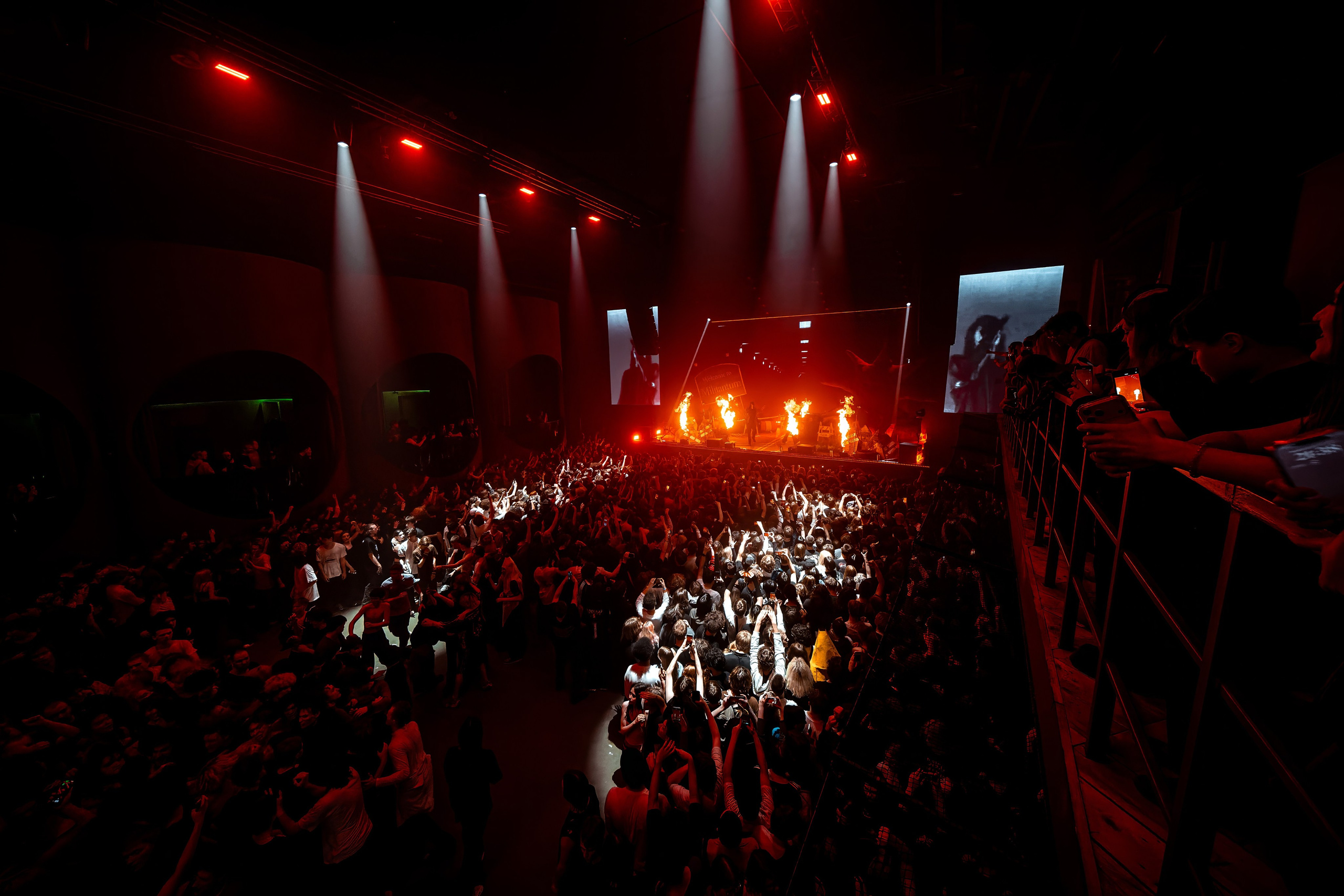 Тёмный принц в клубе TAU 22.03.2026. Репортажный фотограф и видеограф в Москве