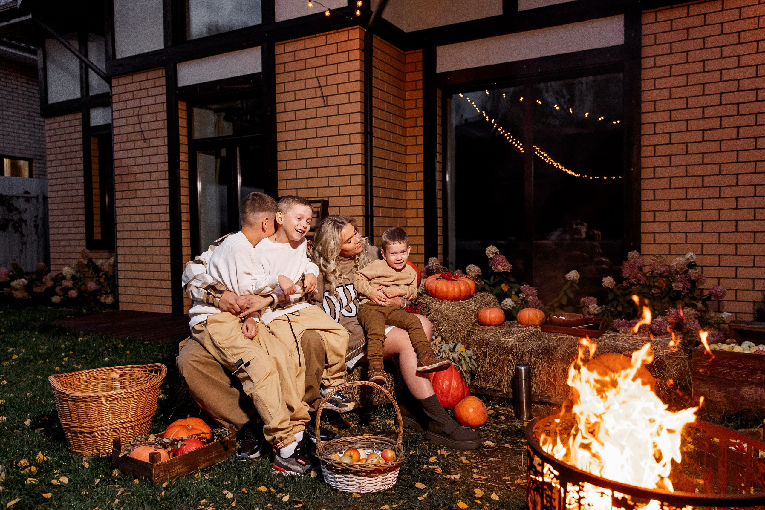 Эдуард и Дарья с сыновьями. Свадебный и семейный фотограф в Челябинске Юлия Ишимова