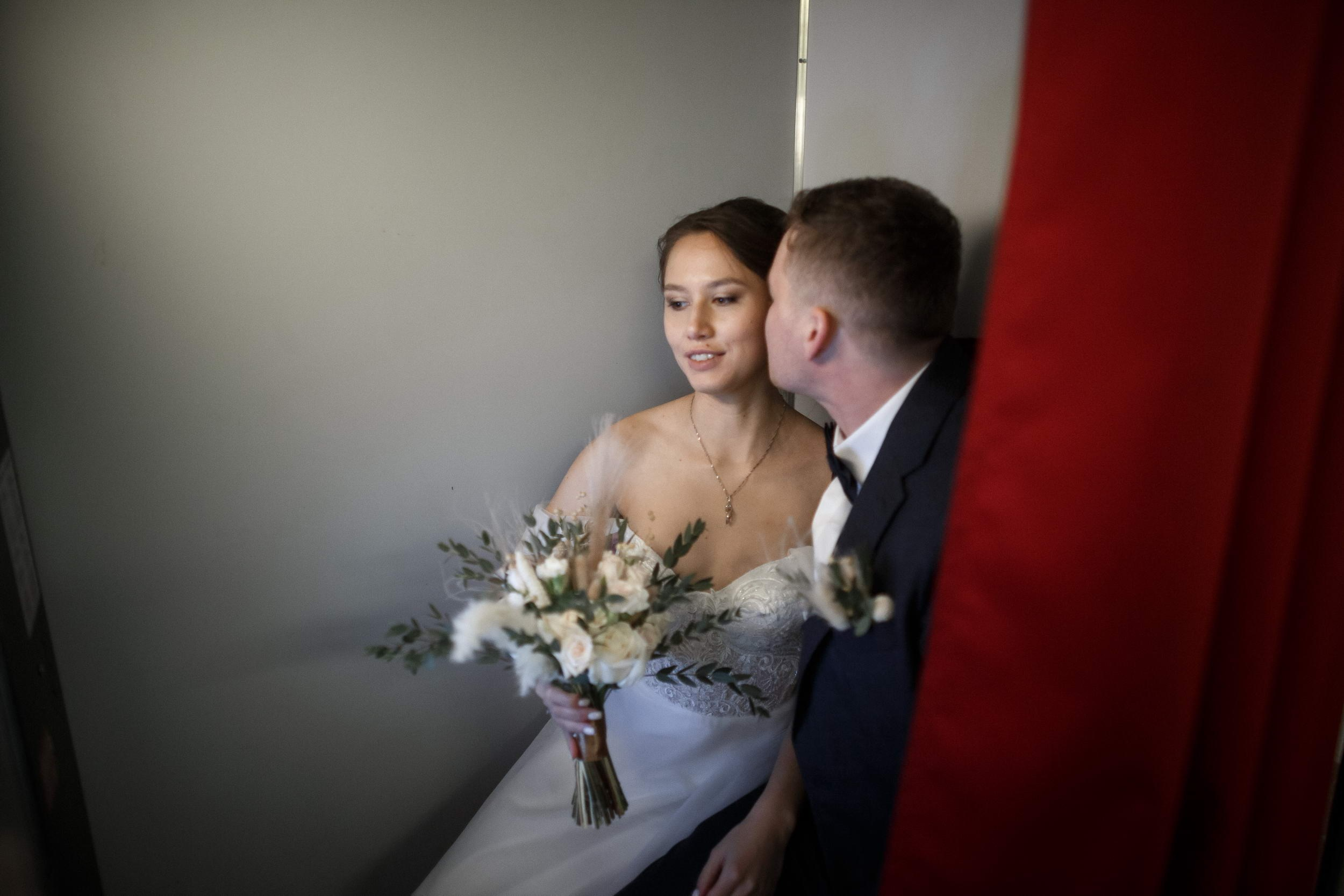 Анонс: Мария и Василий. Свадебный фотограф Игорь Брундасов 8PHOTO на свадьбу венчание загс СПб