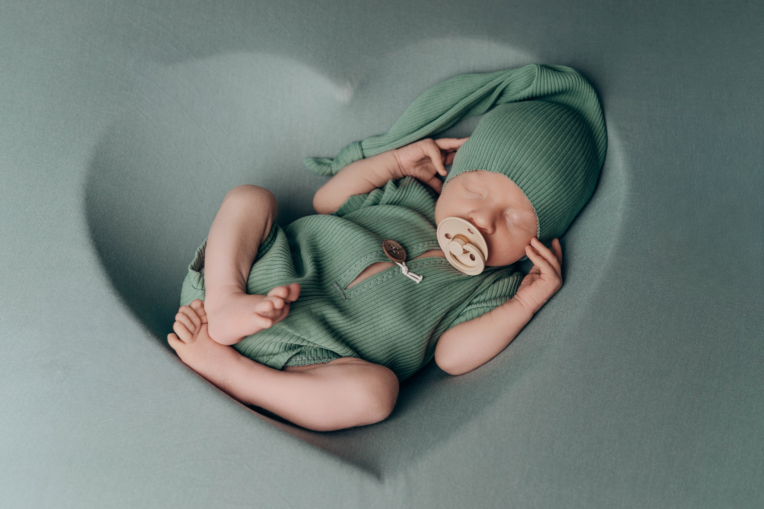 НОВОРОЖДЕННЫЕ МАЛЫШИ. Фотосессия новорожденных в Москве и Московской области