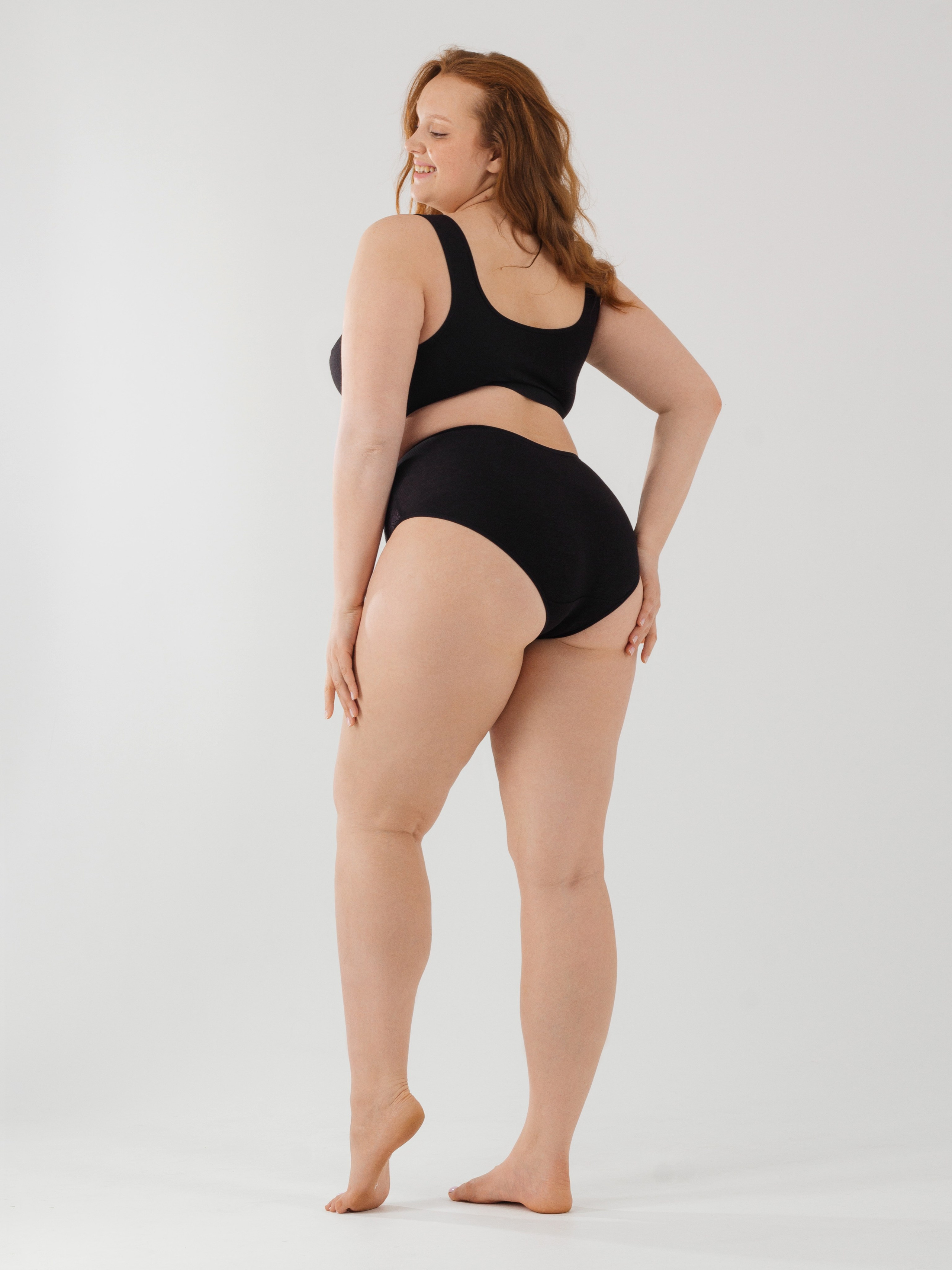 Настя. Фото для маркетплейсов в самых сочных локациях города Сочи