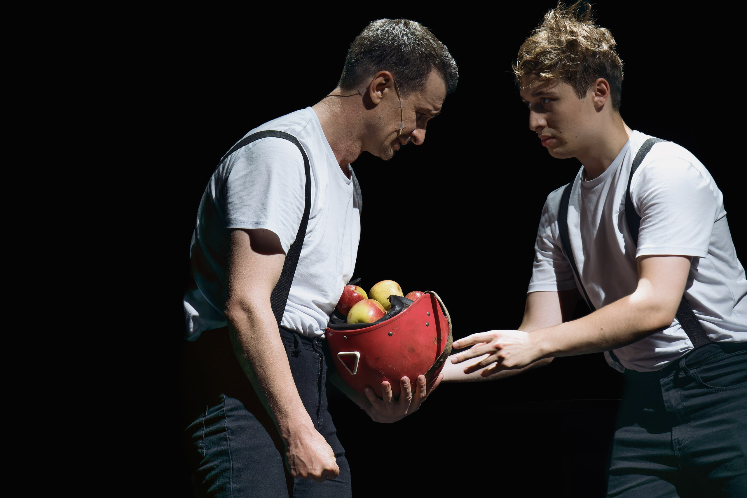 Театр Роста: Пацаны. Сайт фотографа Сергея Абрамова