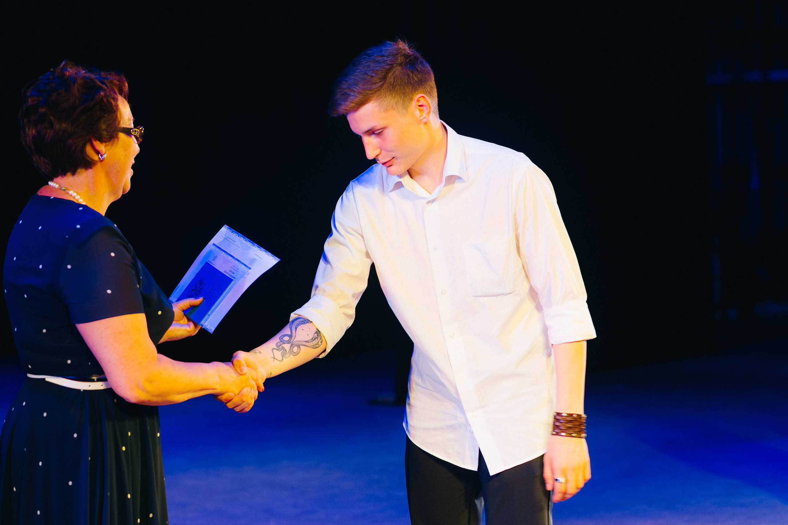 Вручение аттестатов 14 Гимназия. Свадебный и семейный фотограф в Улан-Удэ