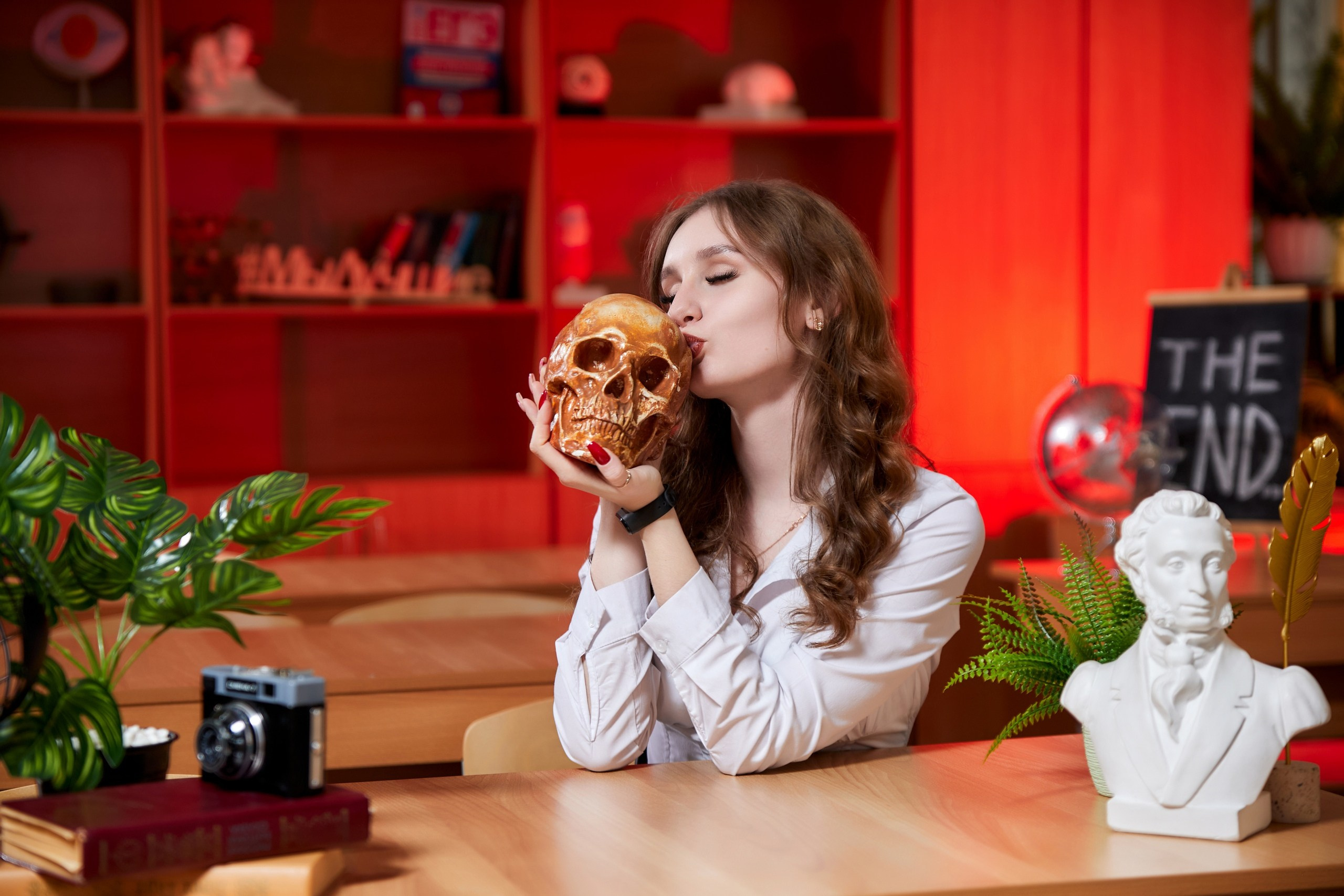 ШКОЛА. ЦВЕТНОЙ СВЕТ. Фотограф Татаринов Андрей (Донецк / Макеевка)