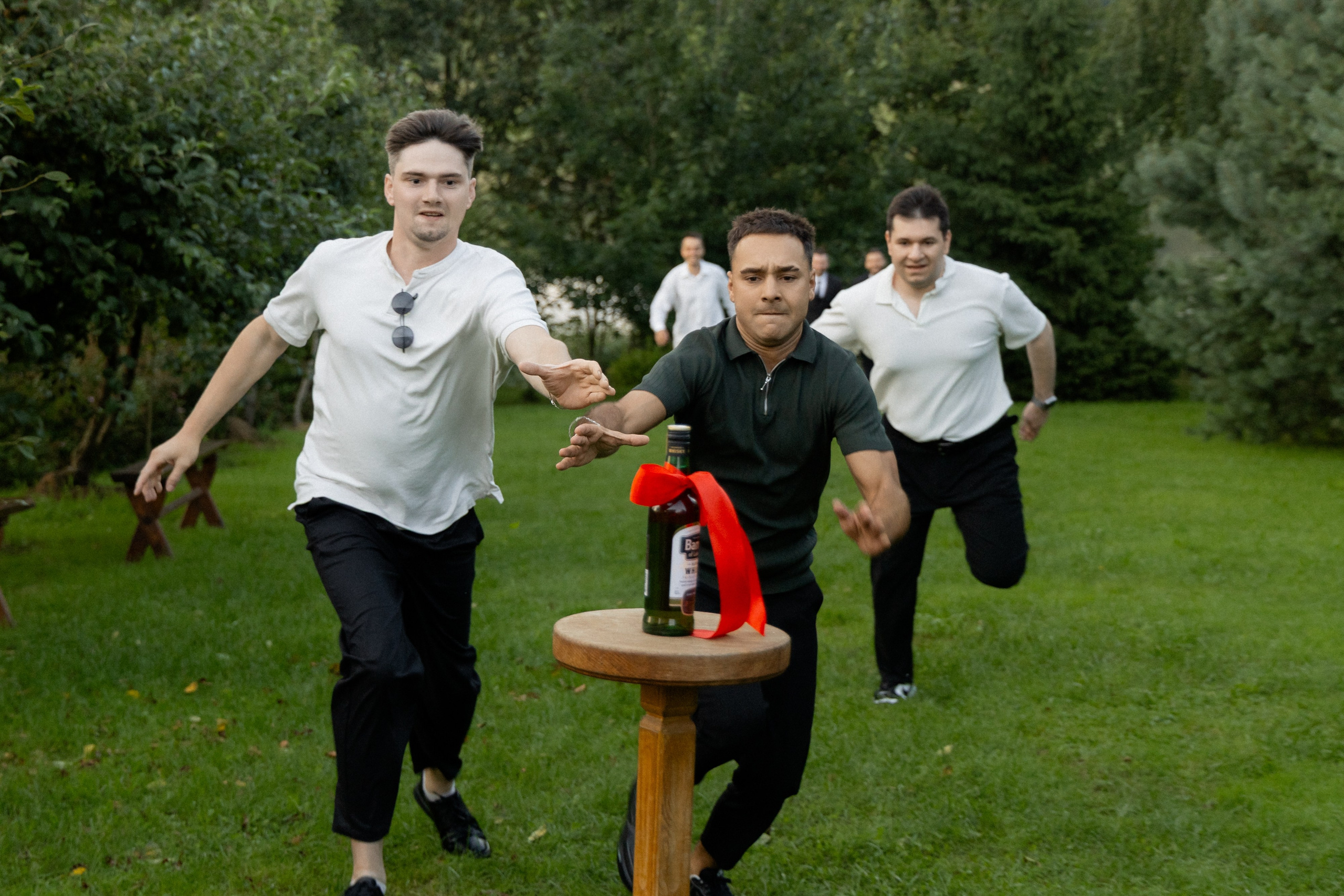 Свадебная фотосессия в агроусадьбе Лабодянка в Минске. Свадебный фотограф в Минске/Беларуси Сергей Спиридонов