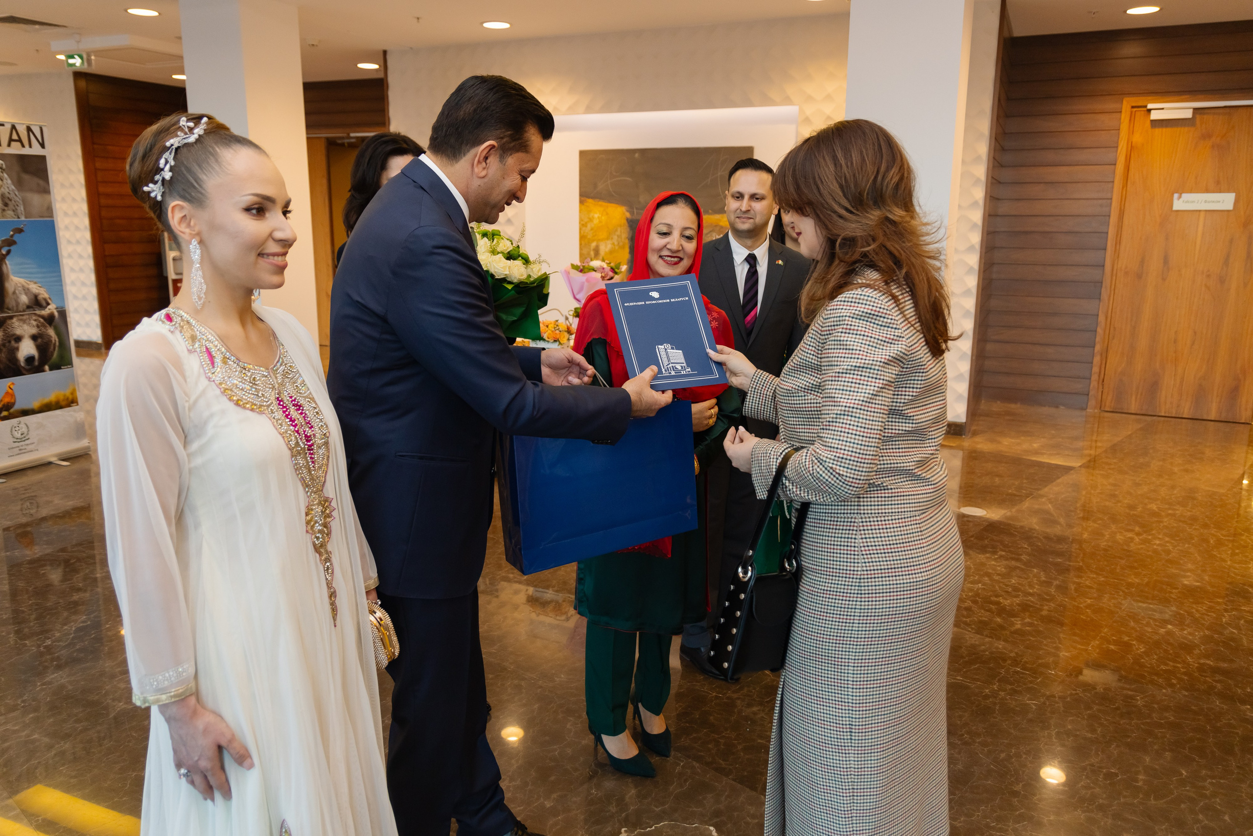 Фотосъемка делегации Пакистана в Беларуси в отеле Марриотт. Свадебный фотограф в Минске/Беларуси Сергей Спиридонов