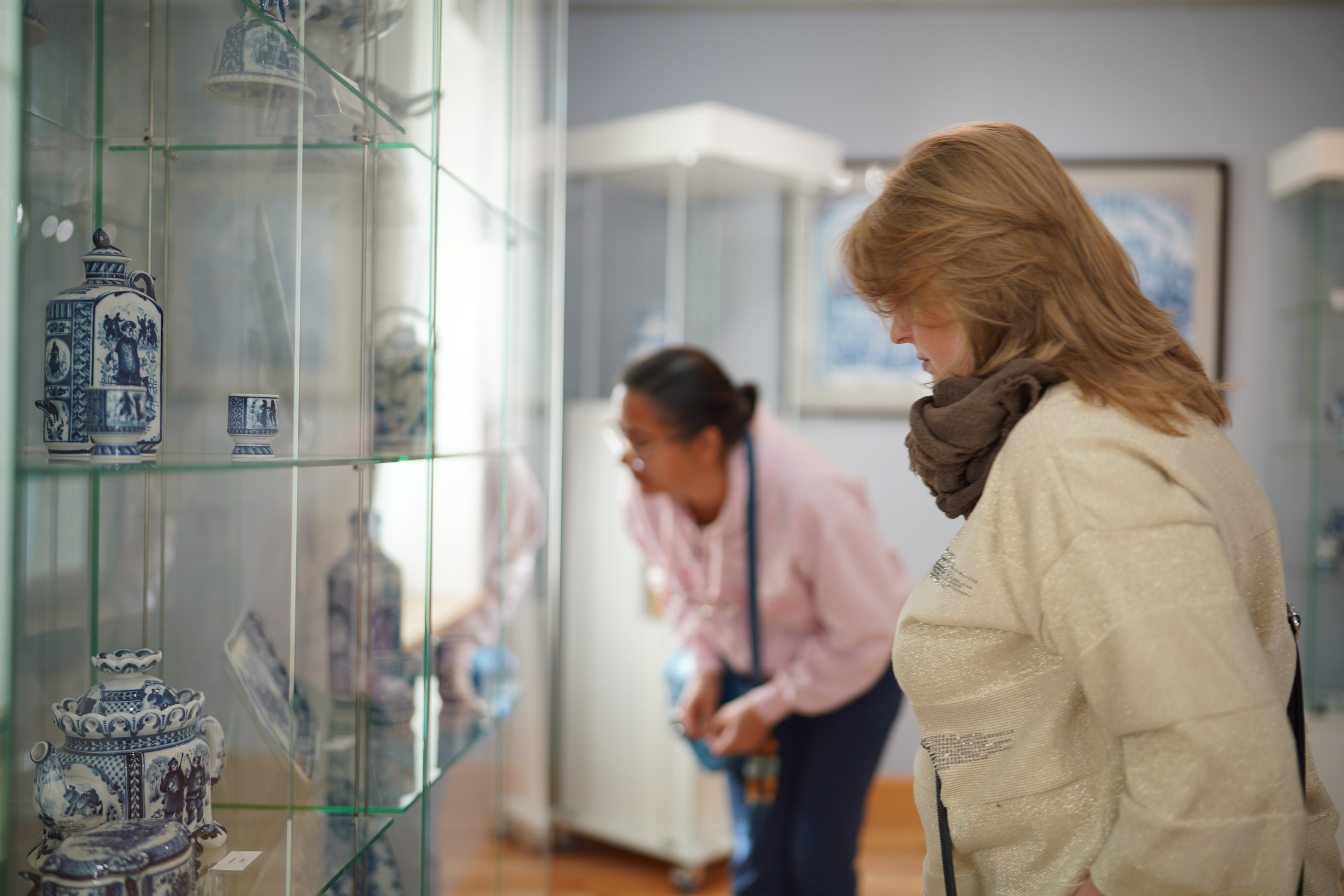 Exhibition by Alexander Tsaregorodtsev and Marnarita Podgornaya — Выставка Александра Царегородцева и Марнариты Подгорной