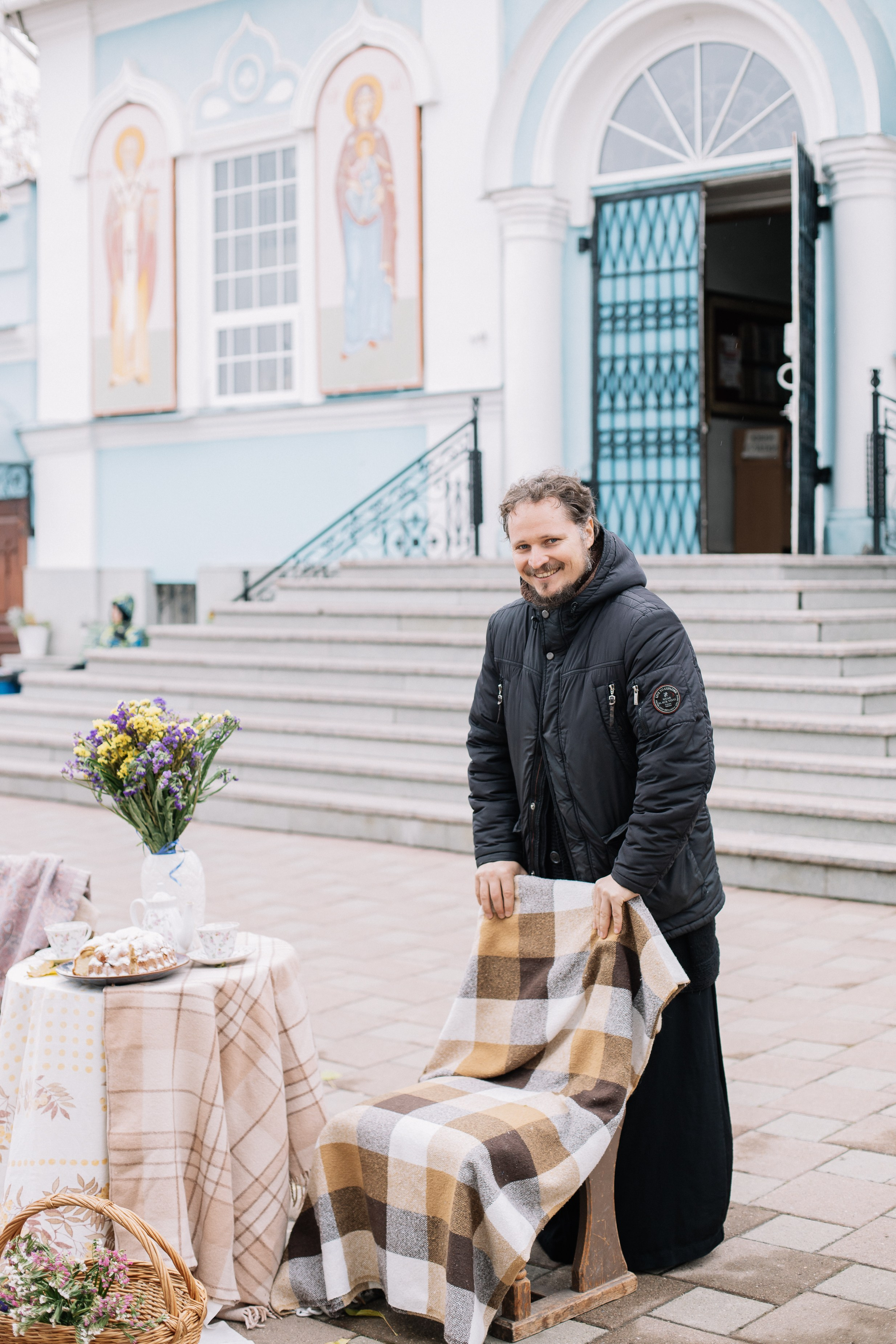 Покров в храме Иоанна Предтечи. Семейный фотограф Трусова Евгения в Екатеринбурге