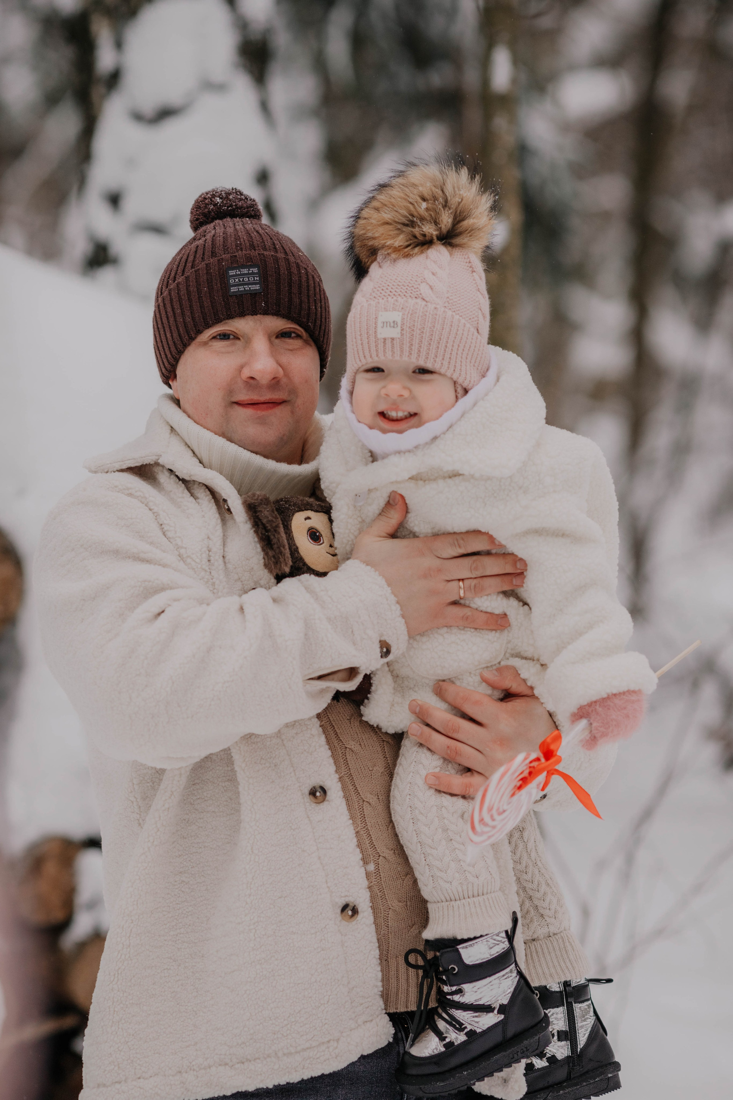 Лиля и семья Зимняя прогулка в лесу. Семейный и свадебный фотограф Видное Москва Екатерина Пятова