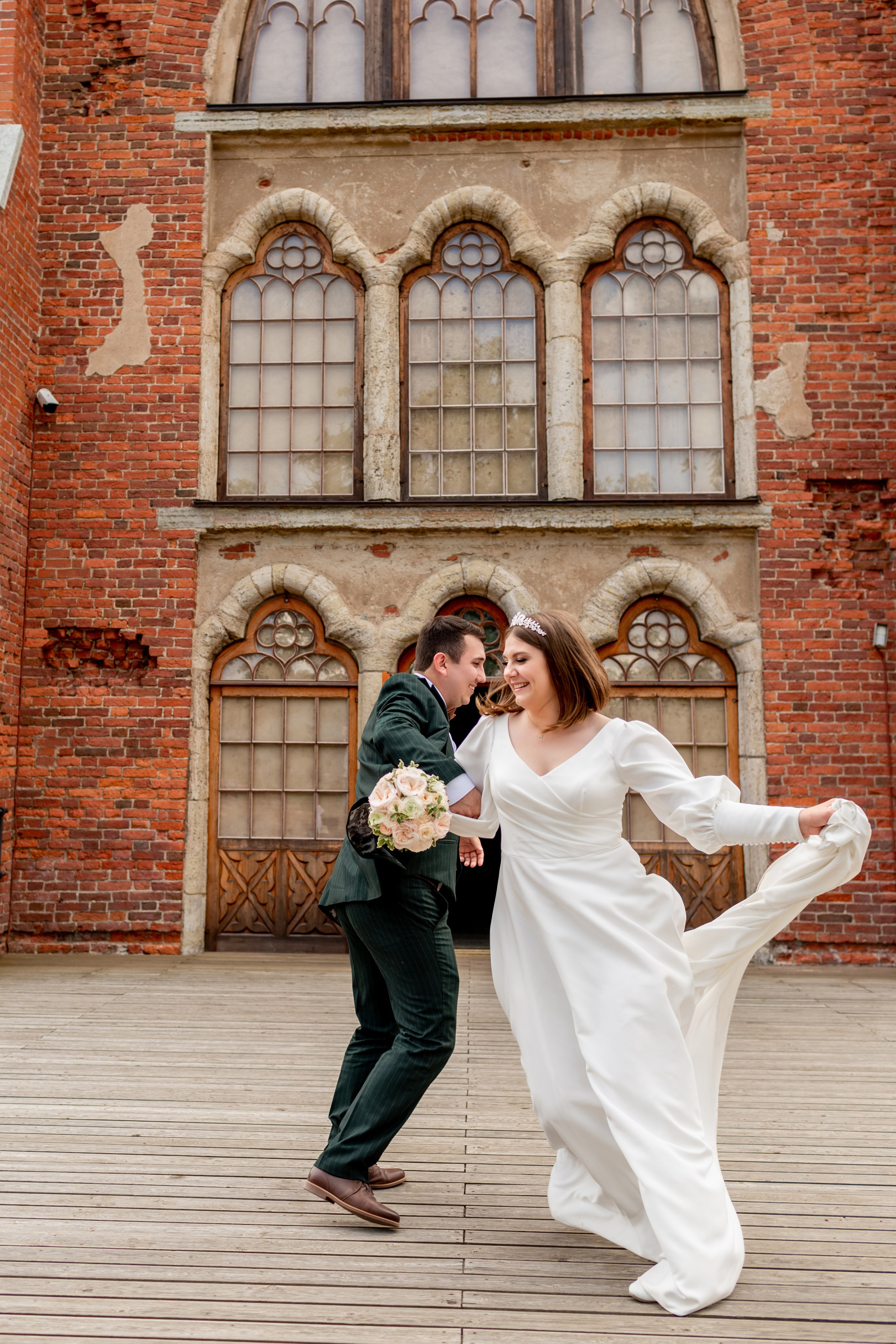 Свадебная фотосессия в Пушкине. Свадебный фотограф Кирилл Белый