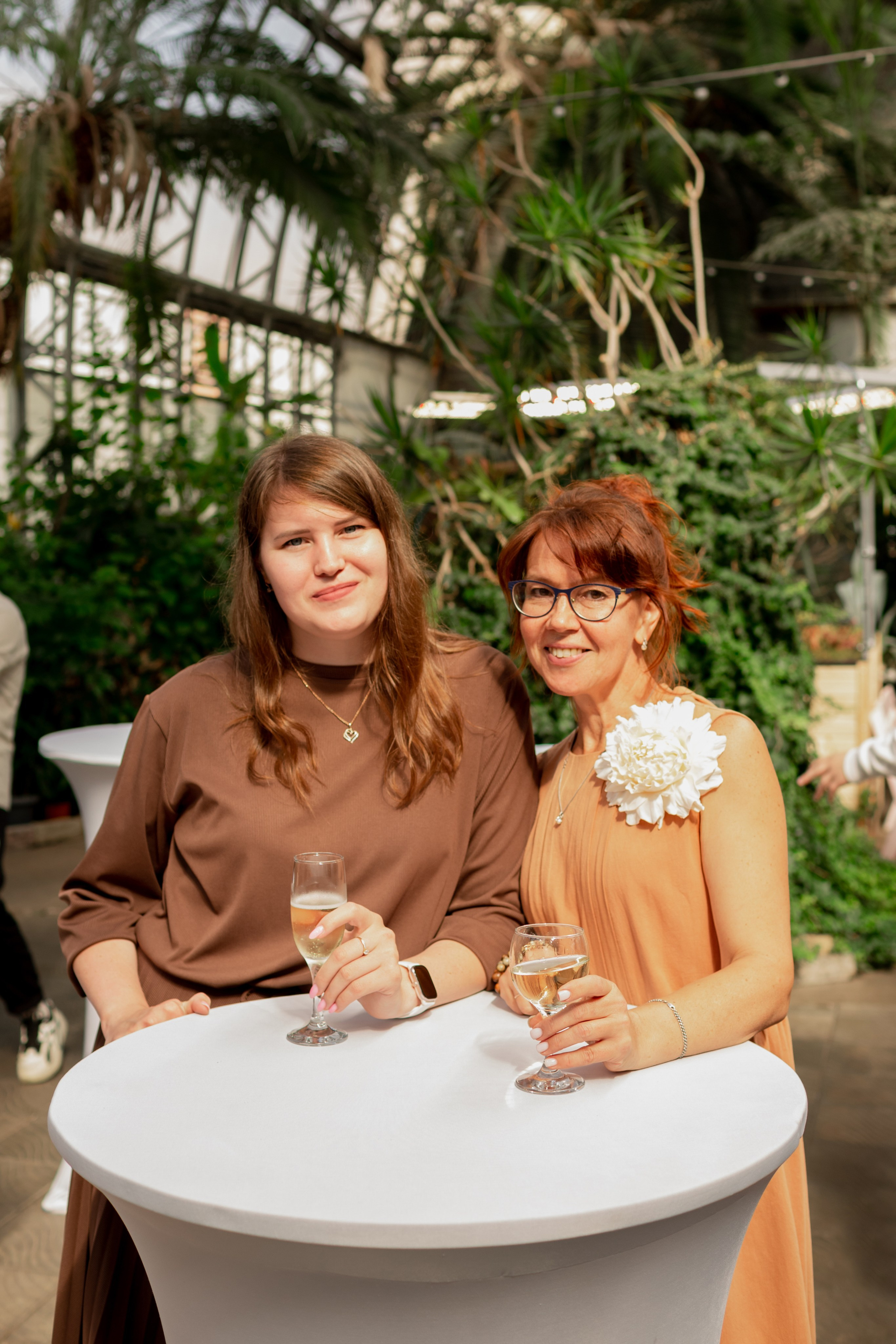 Выездная регистрация в Оранжерее Таврического сада. Свадебный фотограф Кирилл Белый