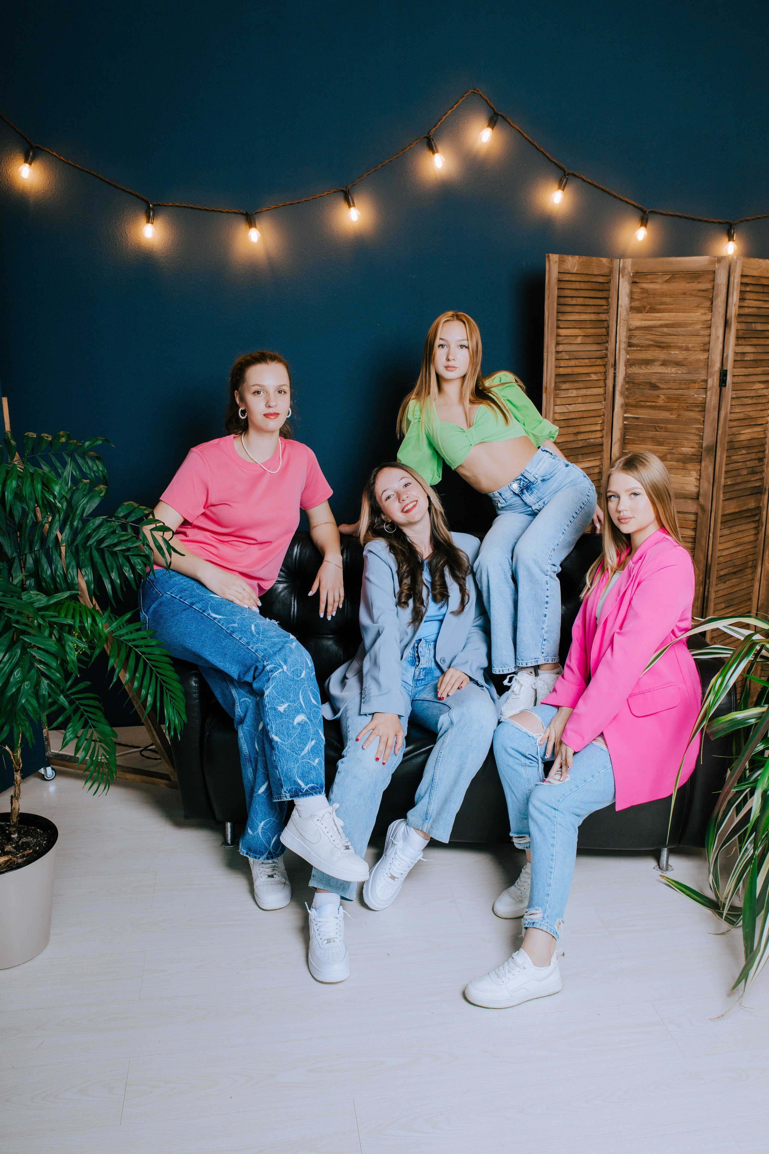 11А — школа № 17 Выпуск 2024. Фотограф Ярмишко Дарья. Выпускные фотокниги