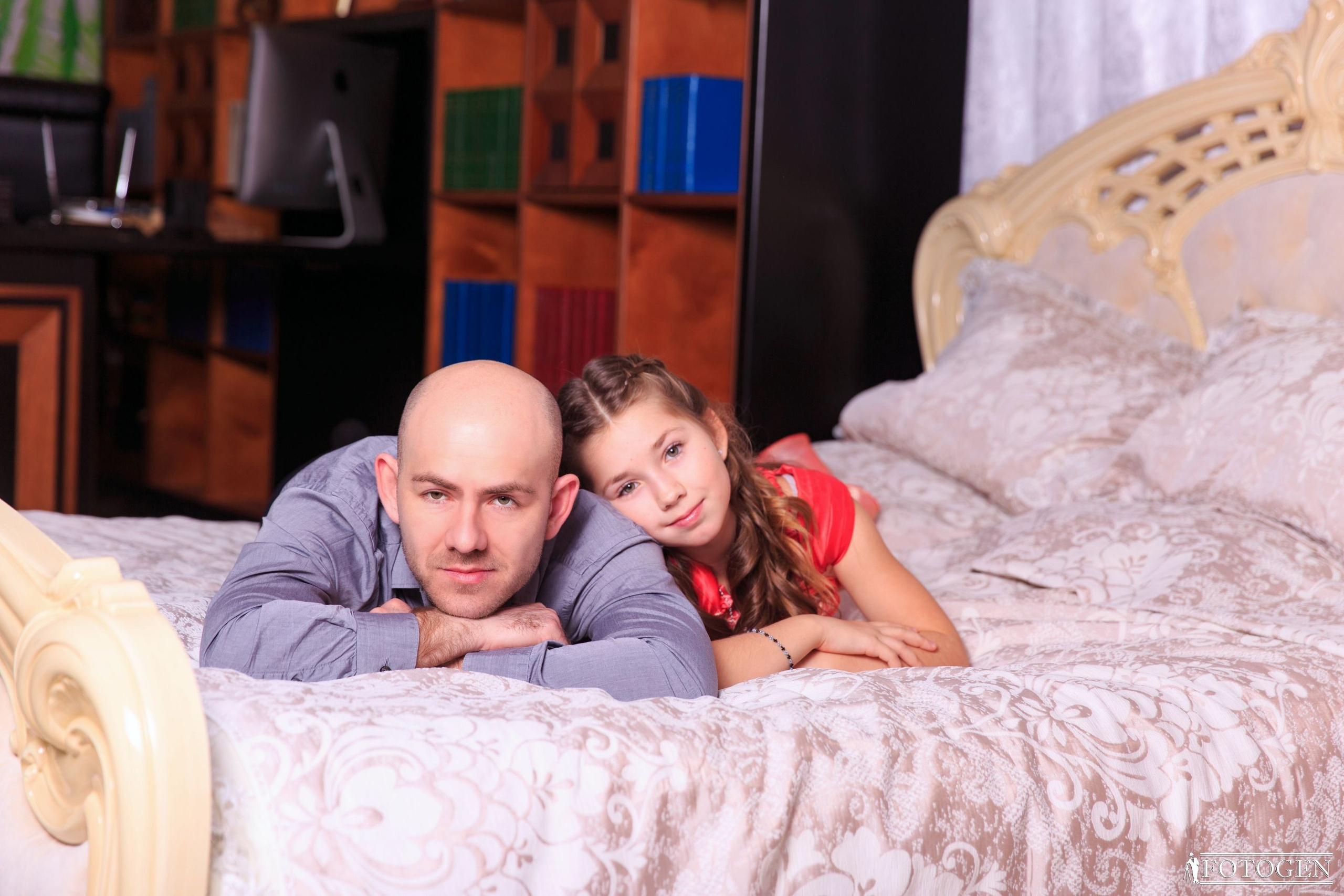 Фотосессия: папа с детьми | Портфолио Fotogen. Интерьерная фотостудия FOTOGEN г. Краснодар