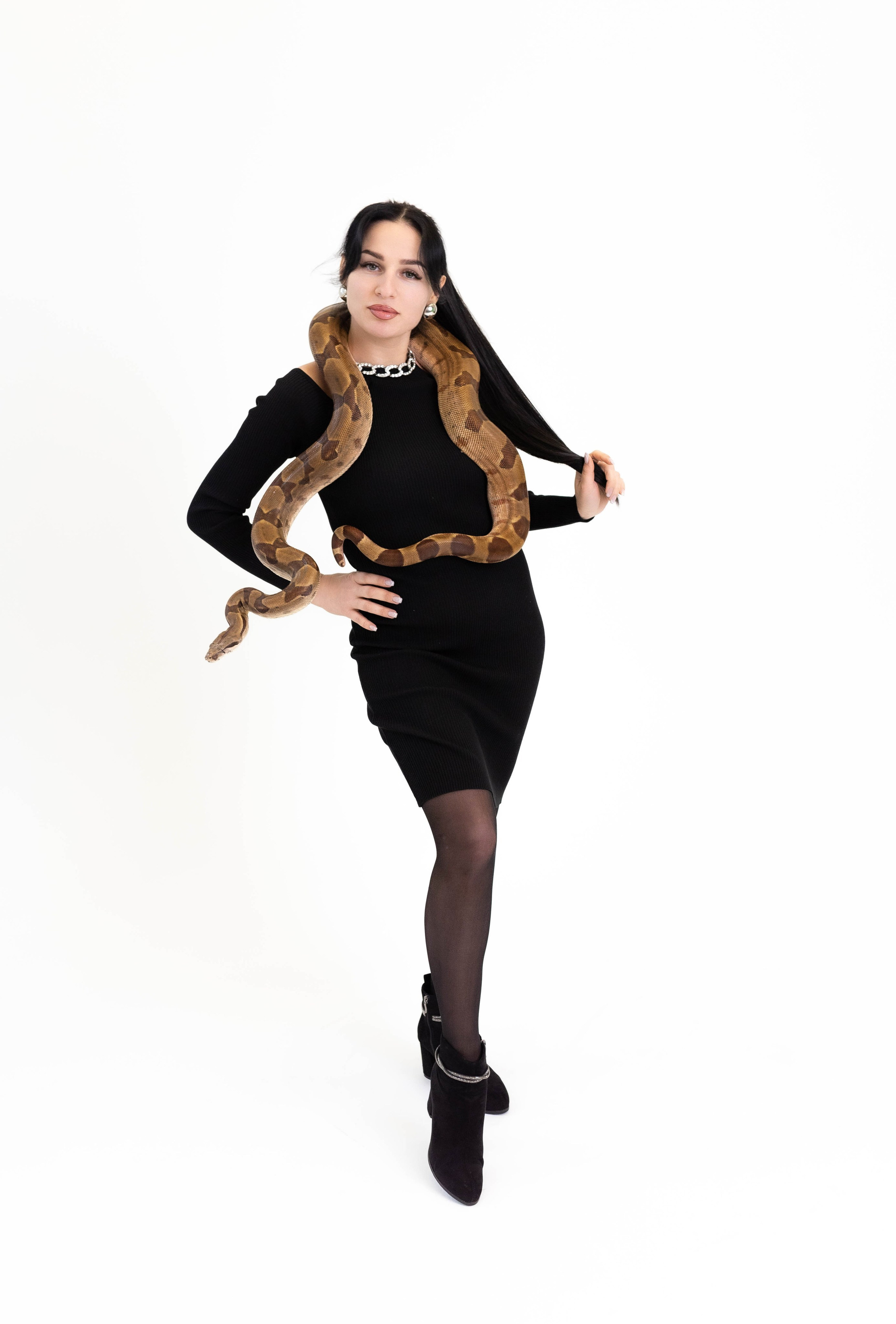 Фотосессии со змейкой. Свадебный и семейный фотограф Виолетта в Липецке