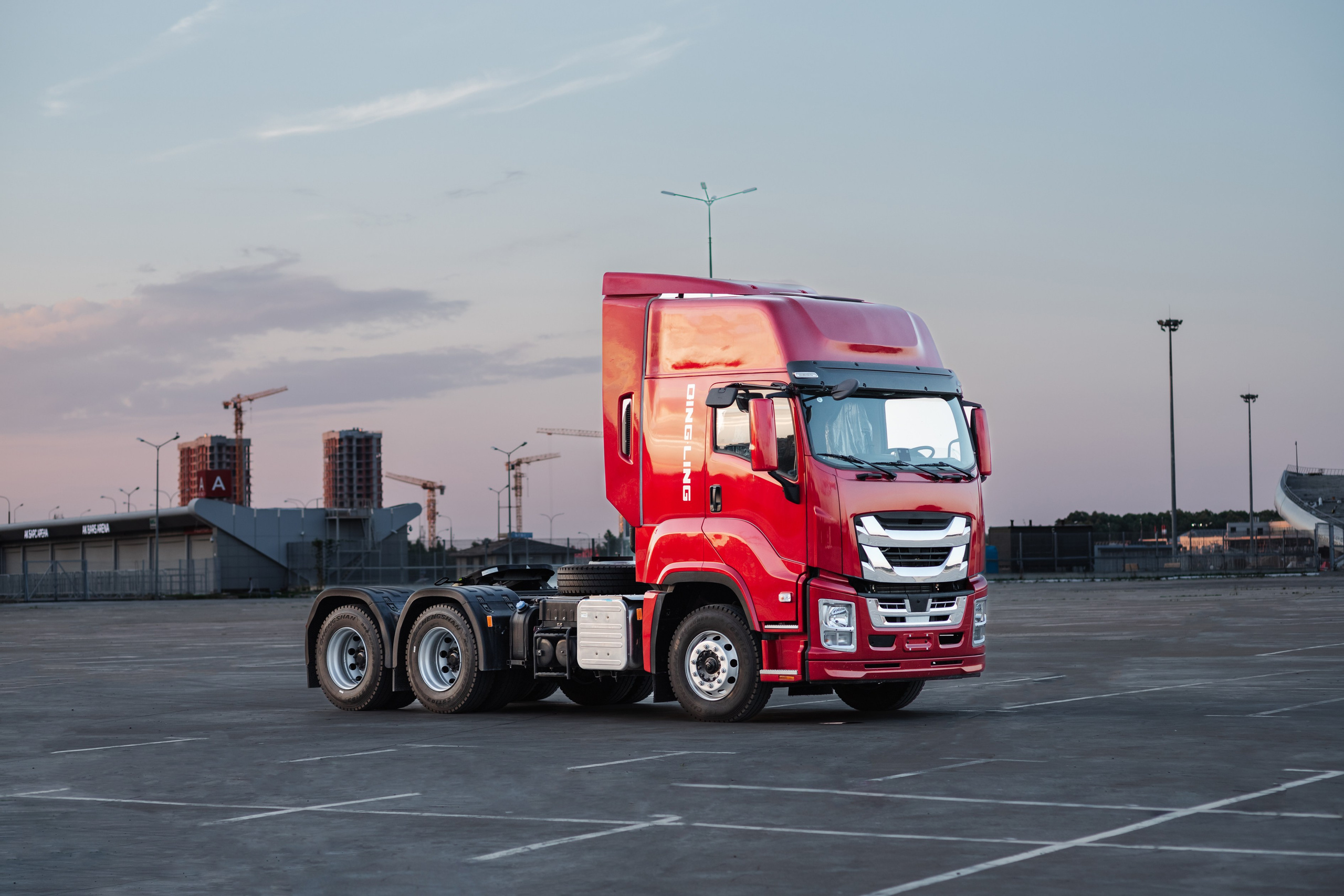 Рекламное фото. Люксмедиа — это команда фотографов и видеографов. Город Казань. Дамир Сафин