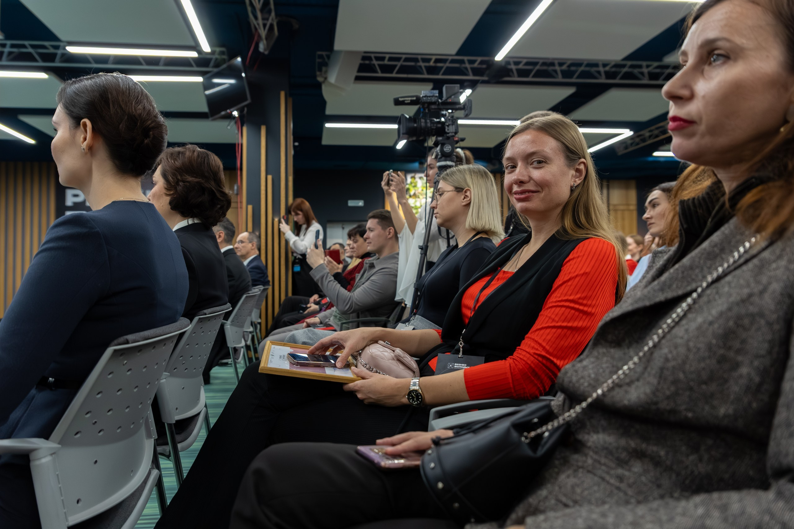 Съёмка бизнес мероприятий - фотограф Евгений Суковатых