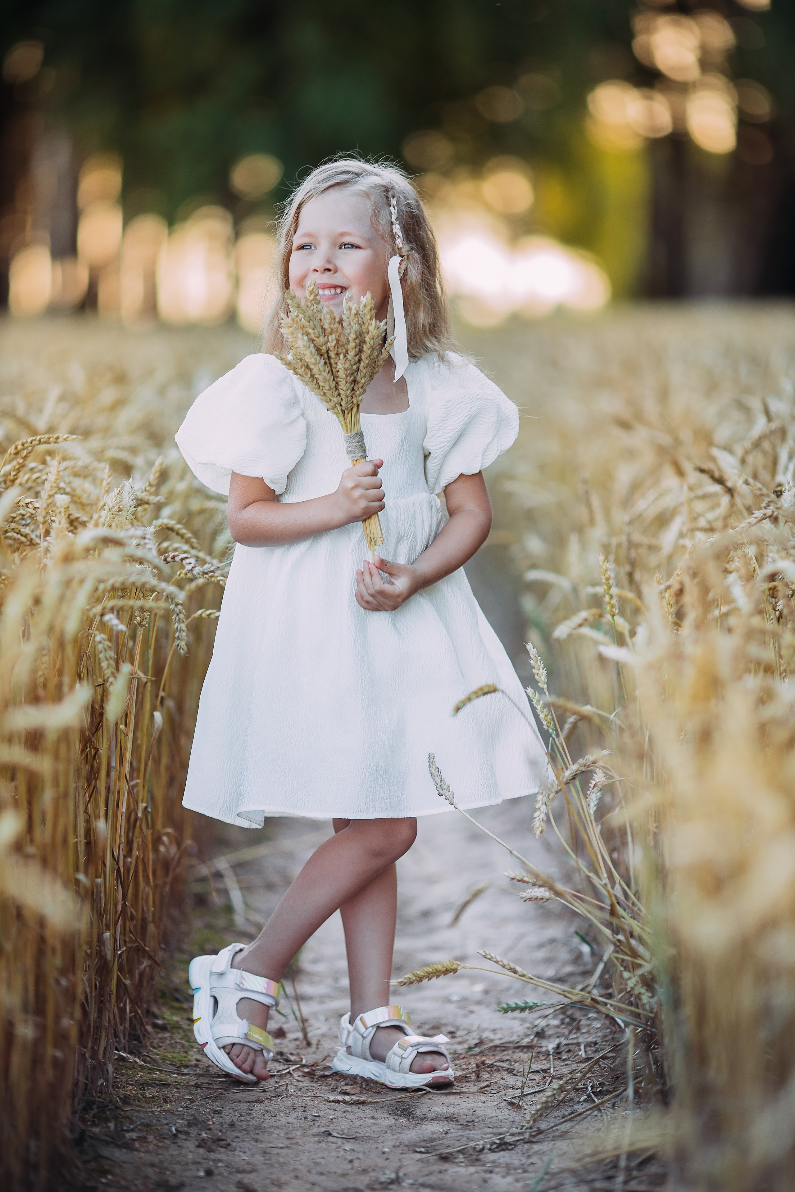 Фотосессии детские и женские в полях. Семейный и детский фотограф в Пскове и Санкт-Петербурге Яна Калинина