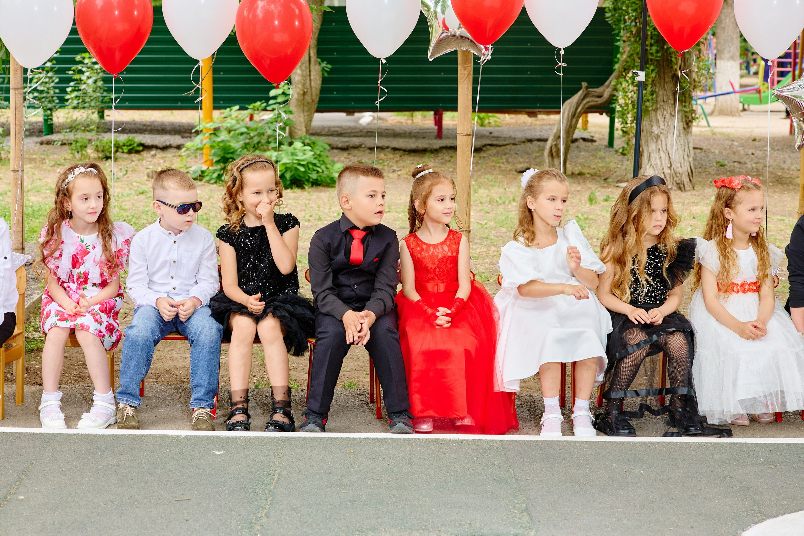 Выпускной 45 сад. Фотограф Выпускные альбомы Таганрог Сергей Коробченко