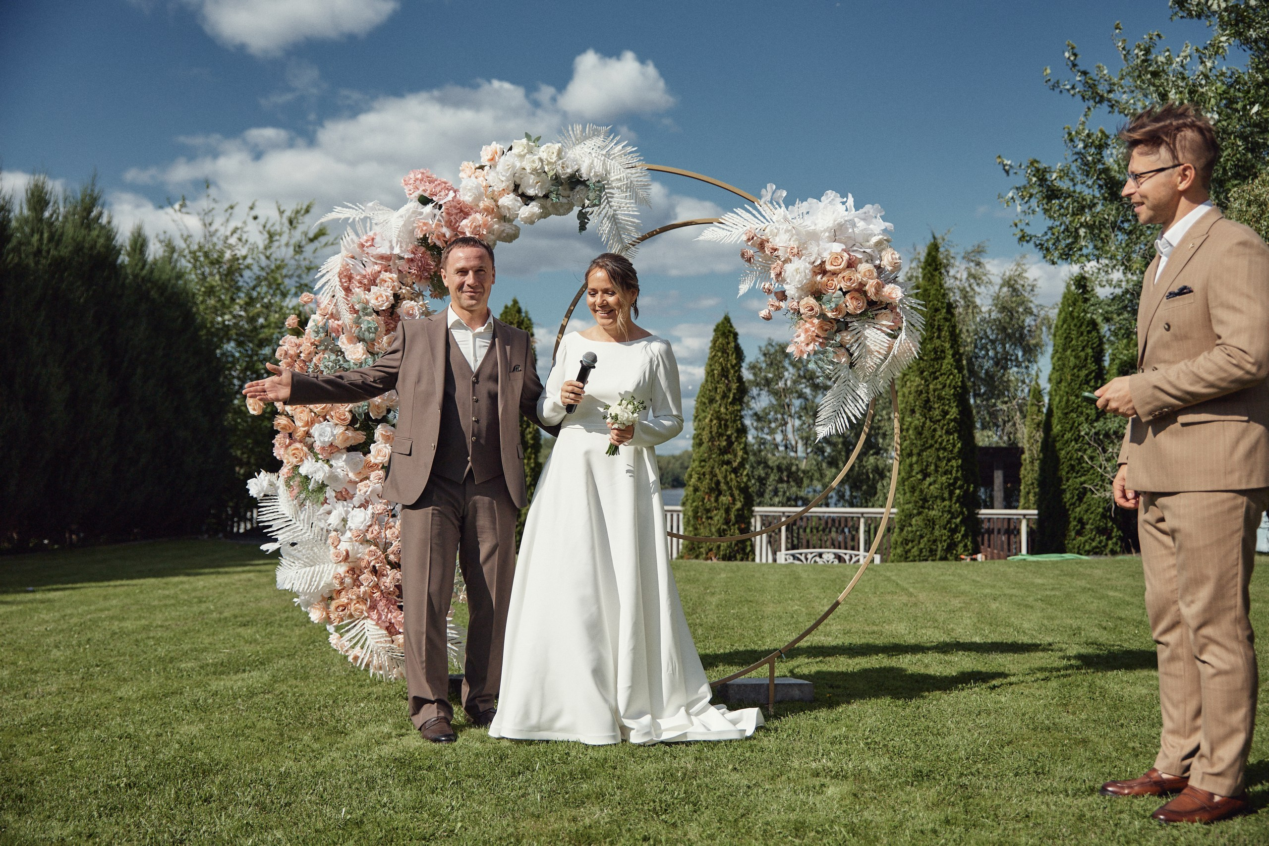 Счастье здесь. Свадебный фотограф Антон Артюшин. Работаю в Нижнем Новгороде и Москве