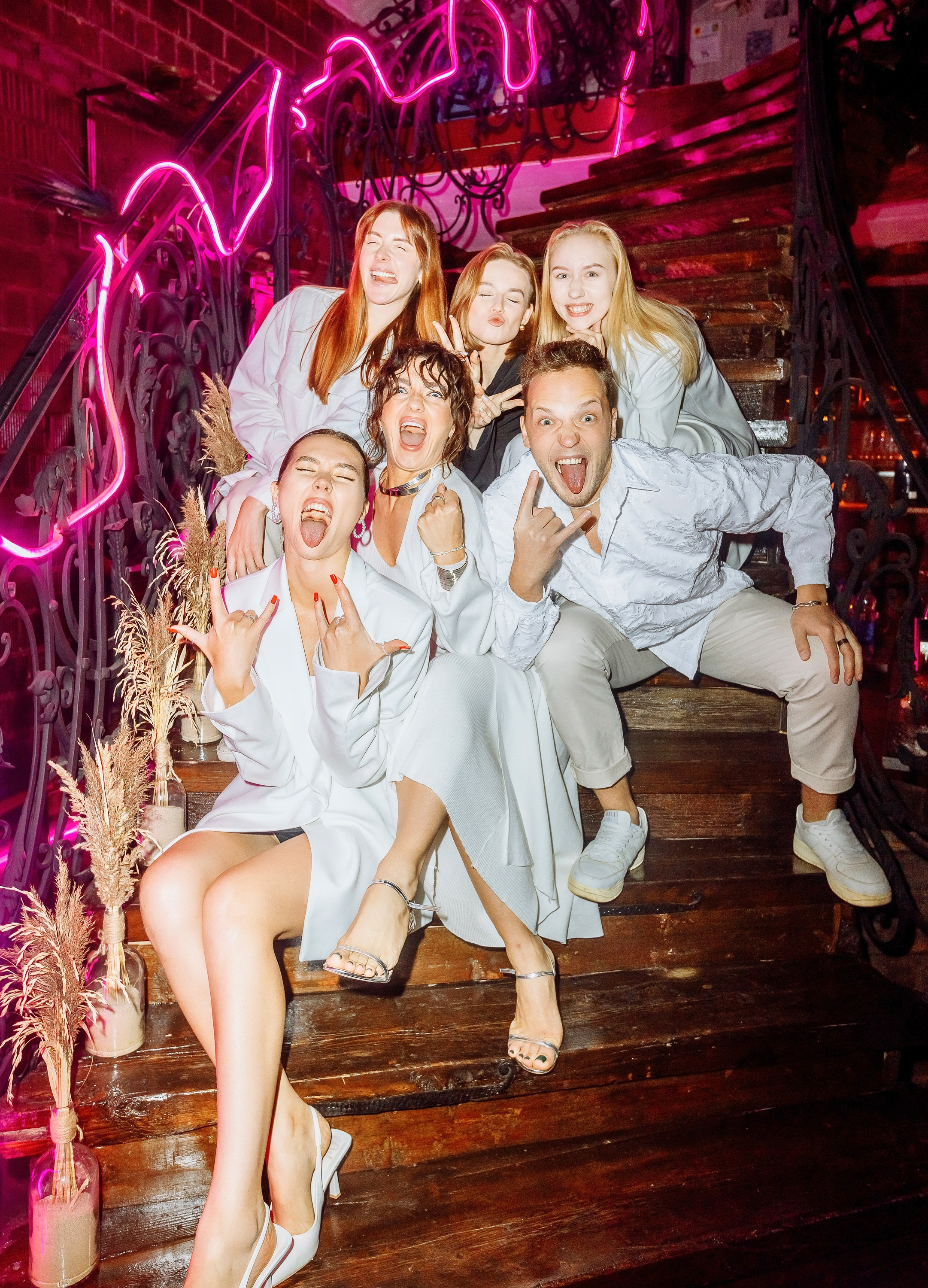 Репортаж бар Флигель. Свадебный, репортажный фотограф в городе Вологда и Череповец Эндрю Грек