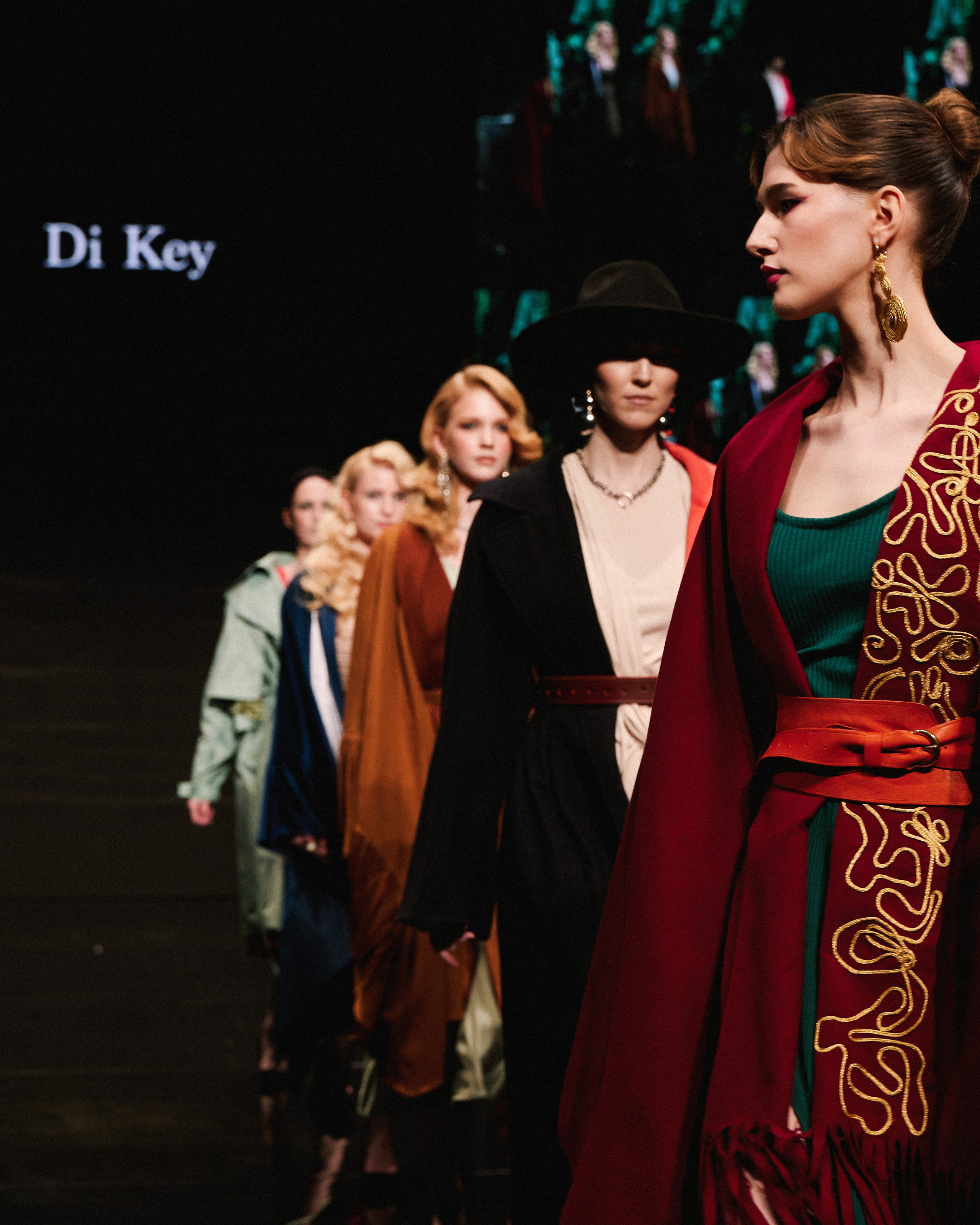 ST. PETERSBURG FASHION WEEK'2026 SPRING. VERONIKA TIKHOMIROVA | PHOTOGRAPHER