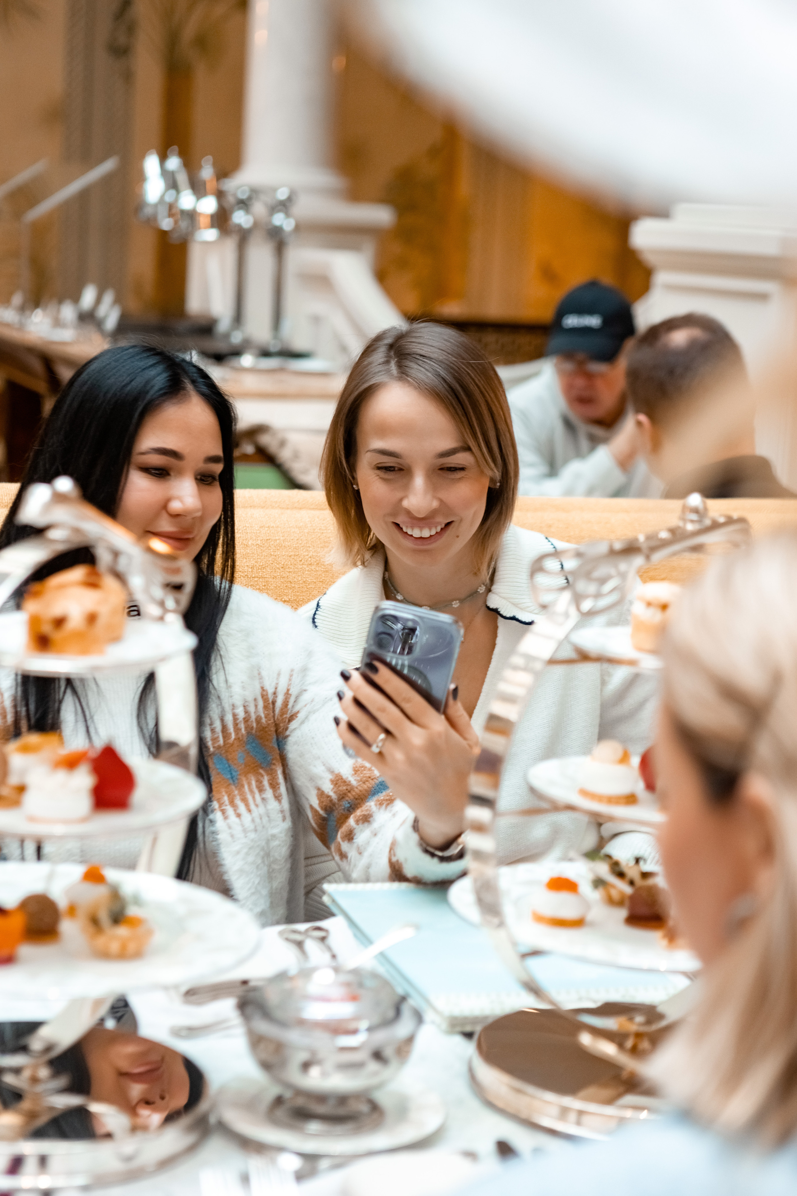 Бранч в Four Seasons. Главная