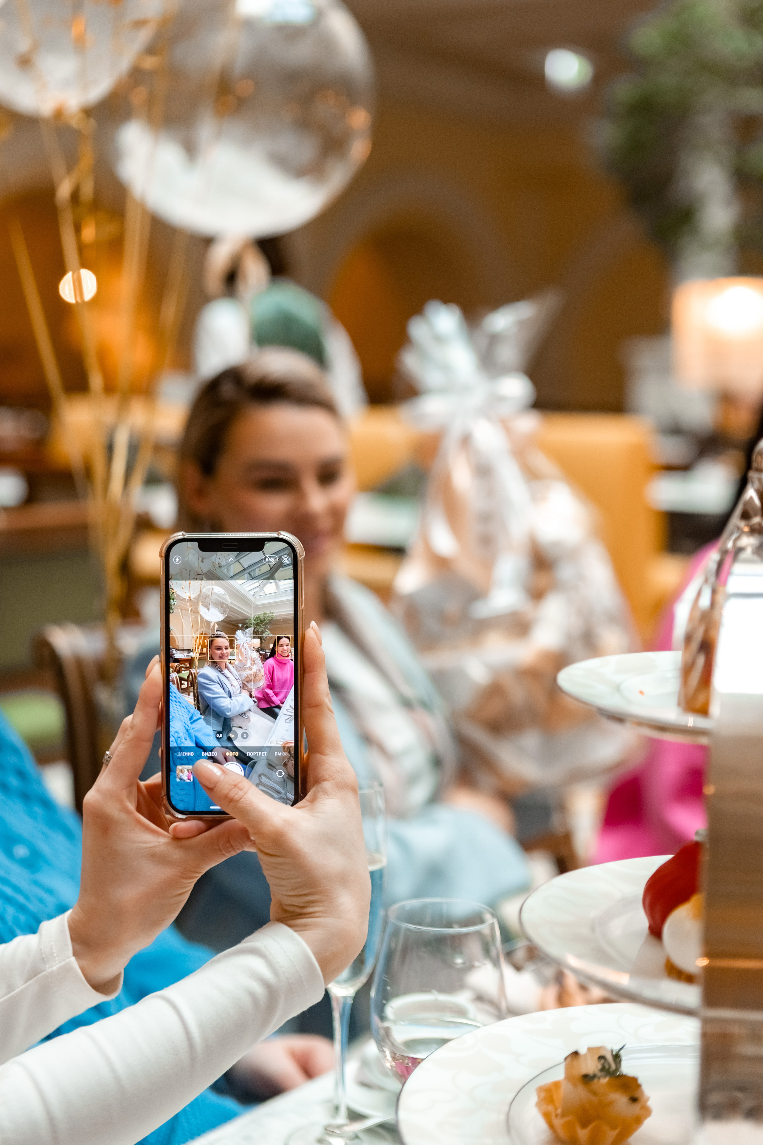 Бранч в Four Seasons. Главная