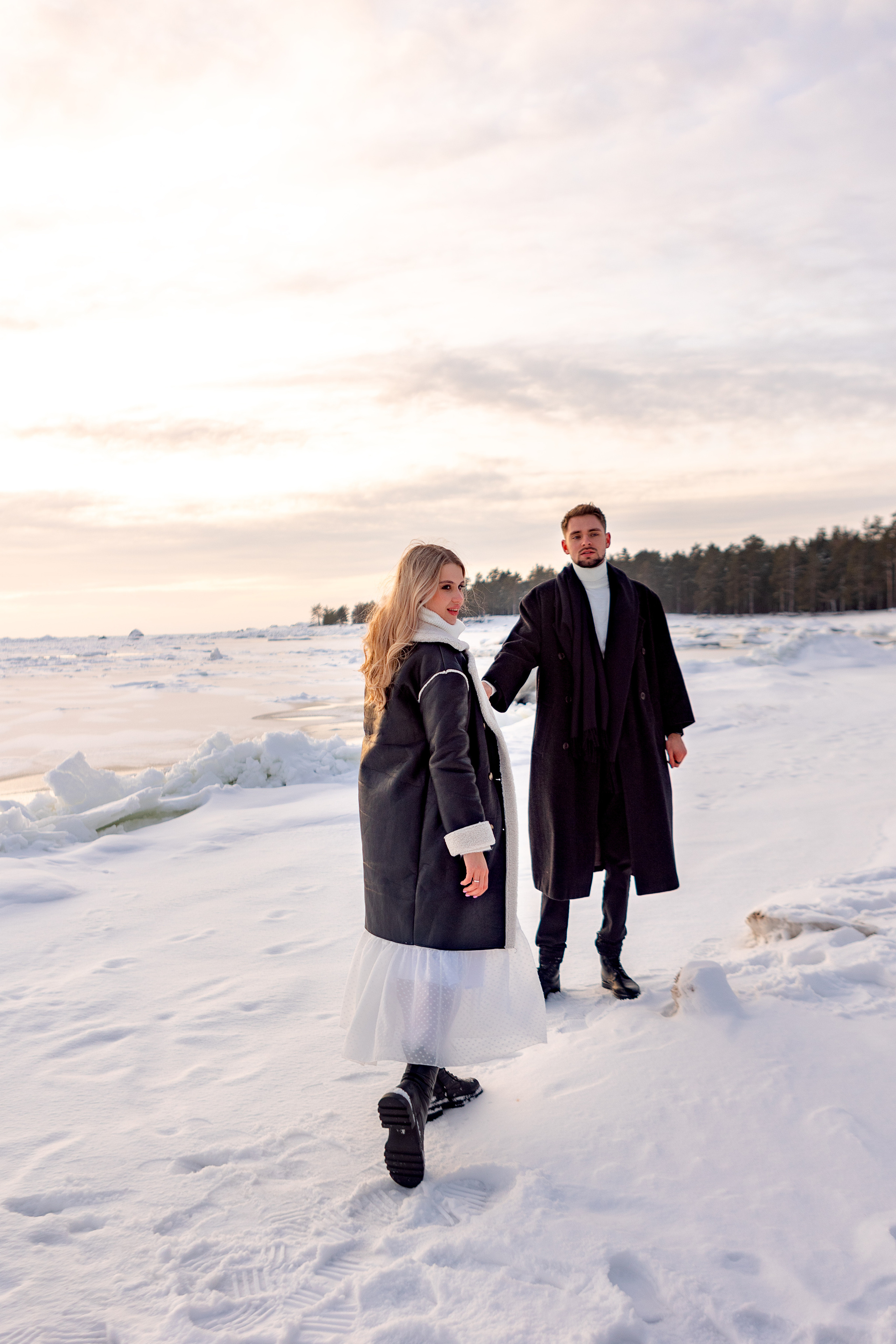 Игорь и Алина. Главная