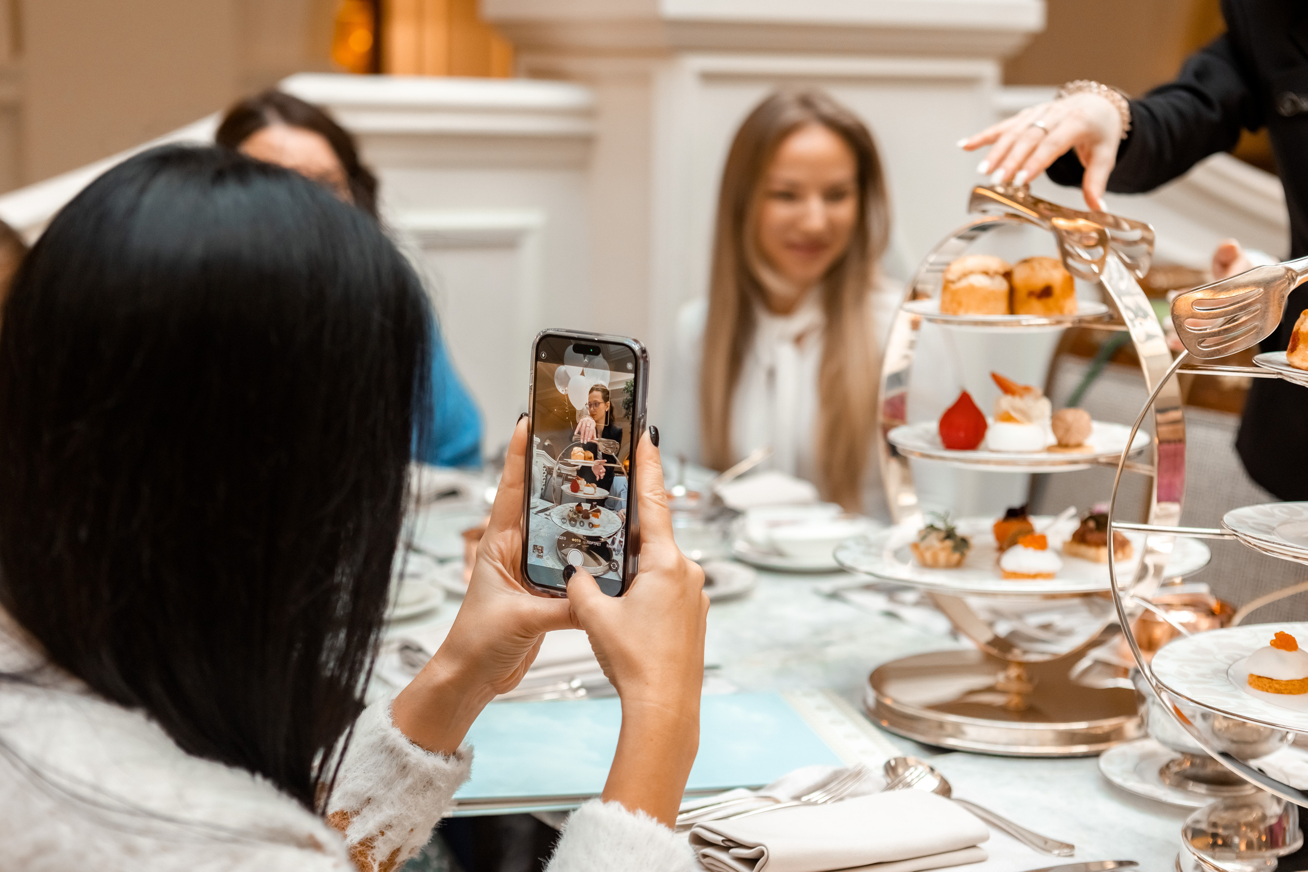 Бранч в Four Seasons. Главная