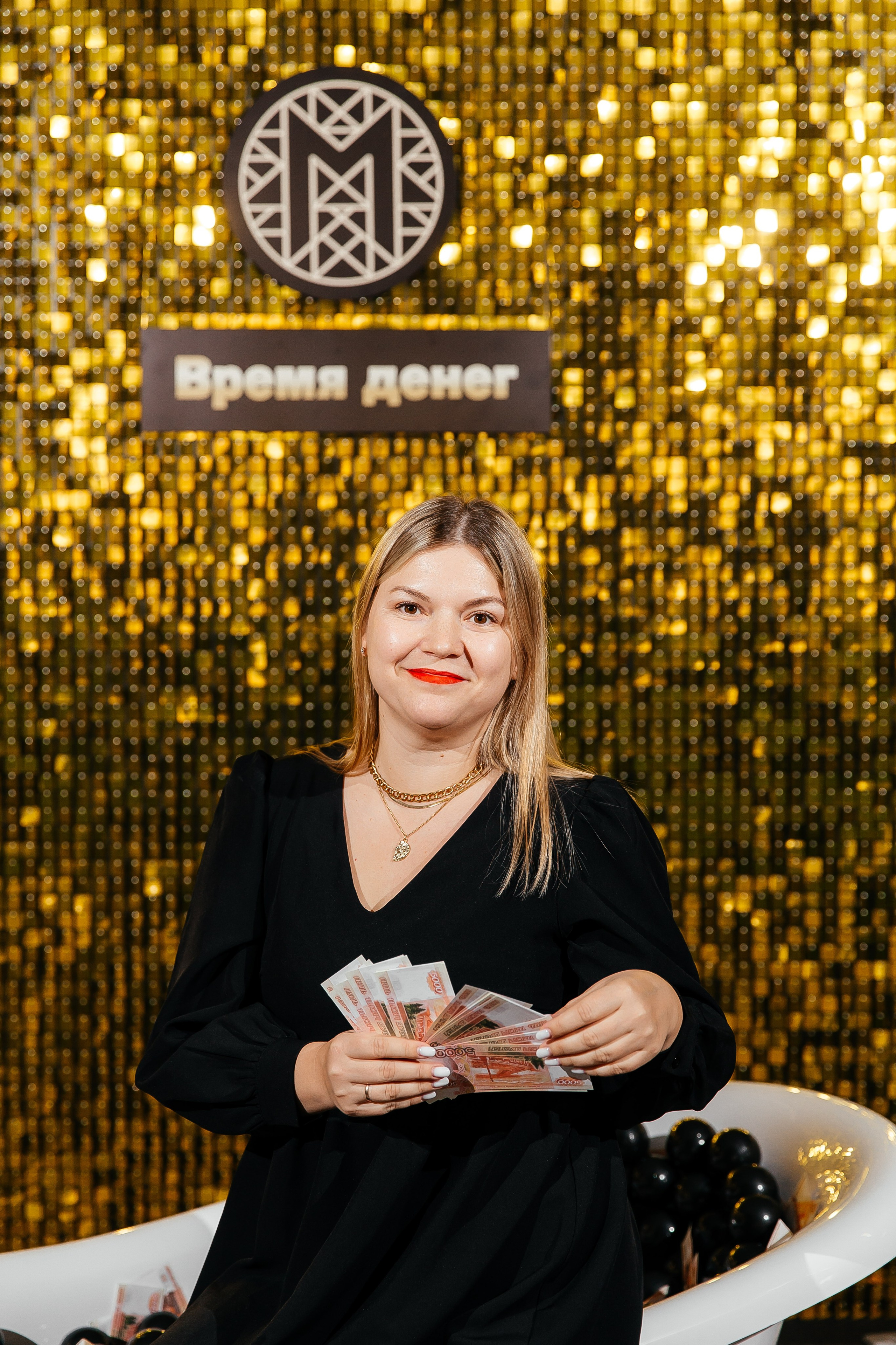 Фотозона+выступление спикеров. Фотограф в Красноярске Надежда Воскресенская