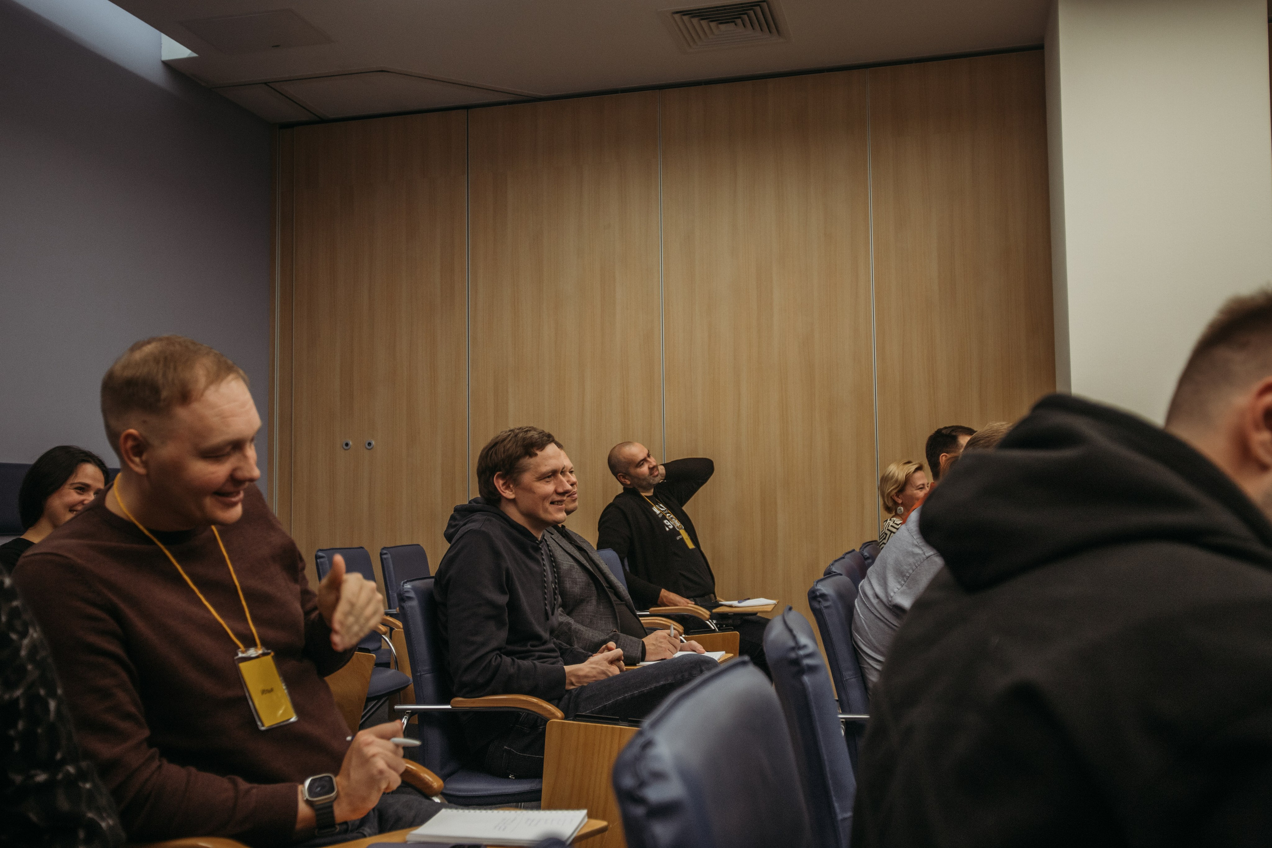 Тренинг по НЛП технологиям Михаила Пелехатого. Венера Гайн. Репортажный фотограф  Тюмень. Обучение фотографии с 0