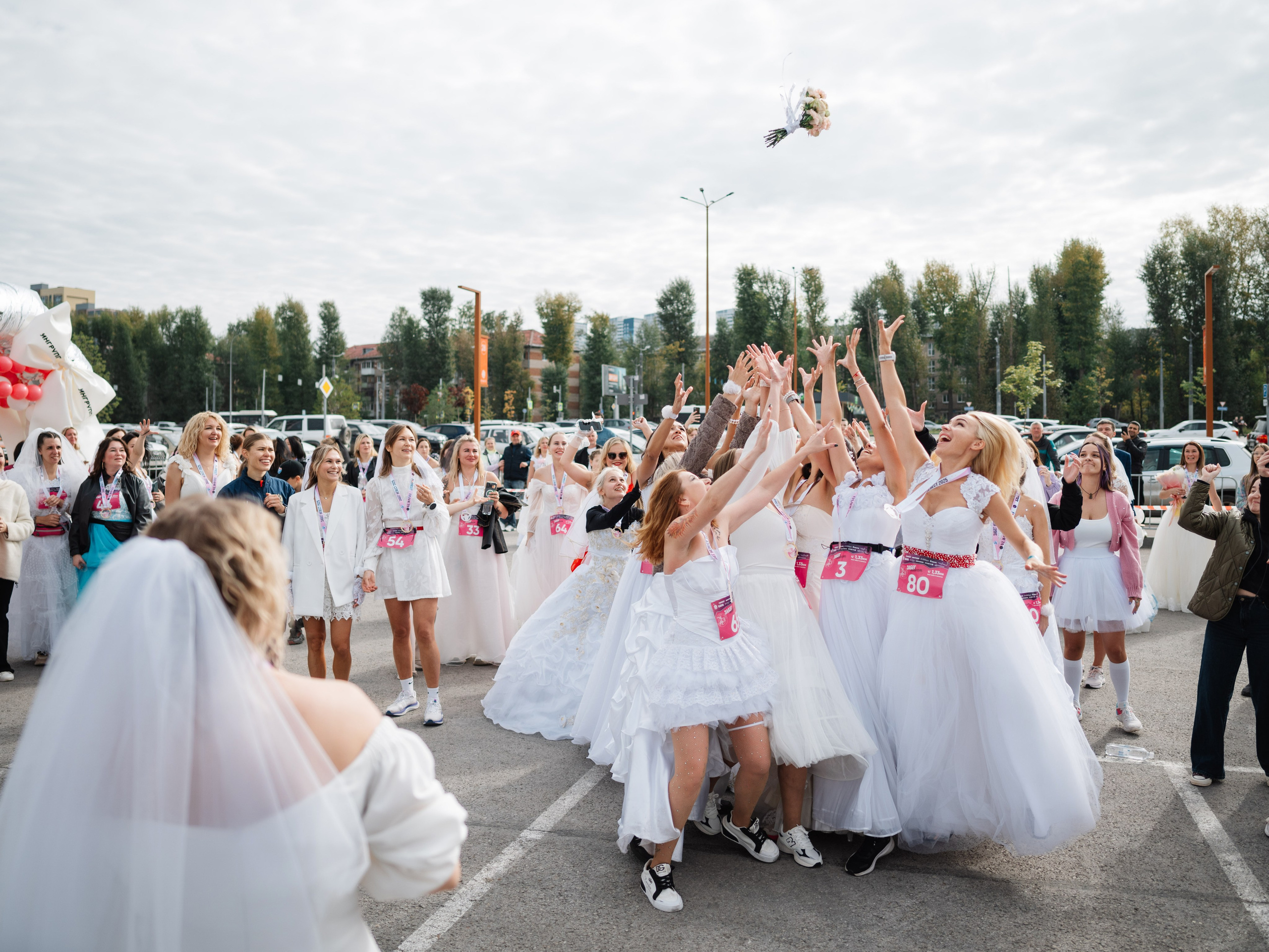 Забег невест. Фотограф Алексей Шрайбик