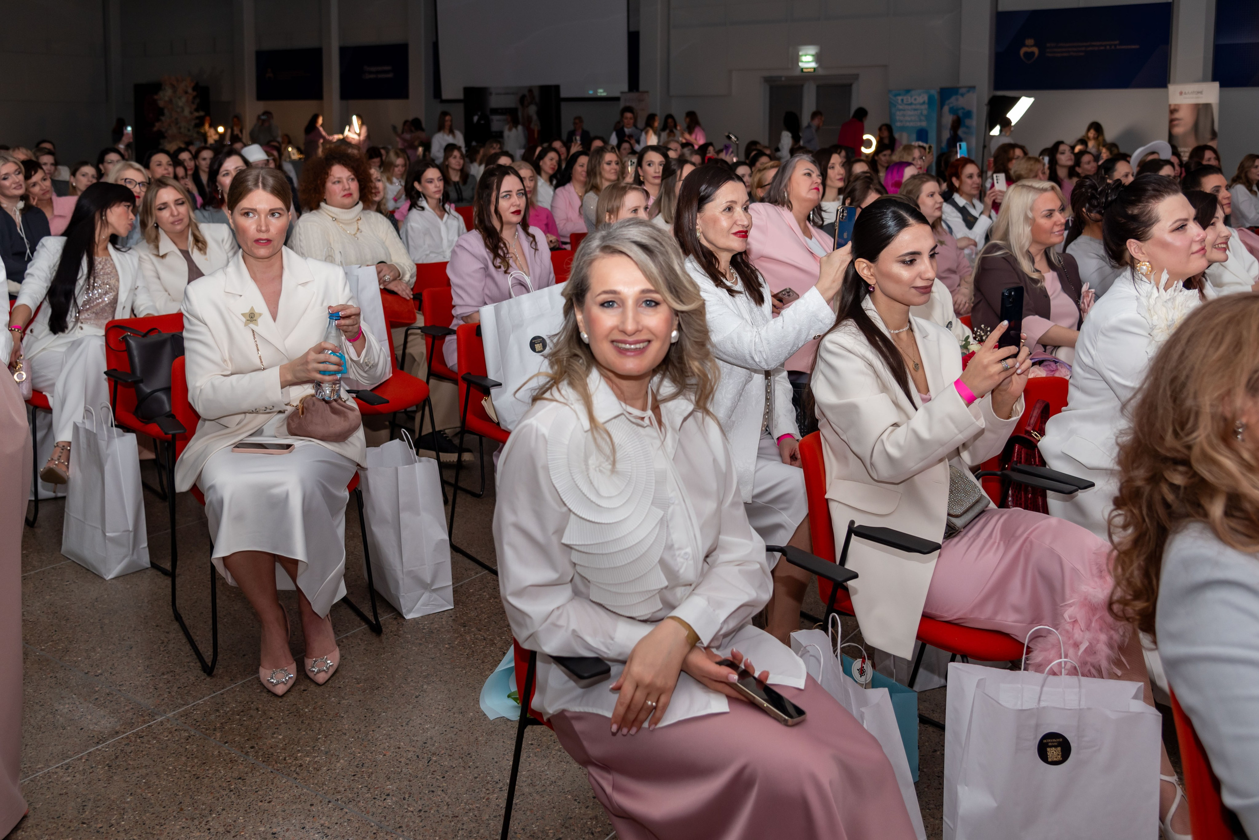 Весенний нетворкинг и премия. Елена Сергеева- фотограф для жизни и бренда. Фотосессии и репортаж мероприятий
