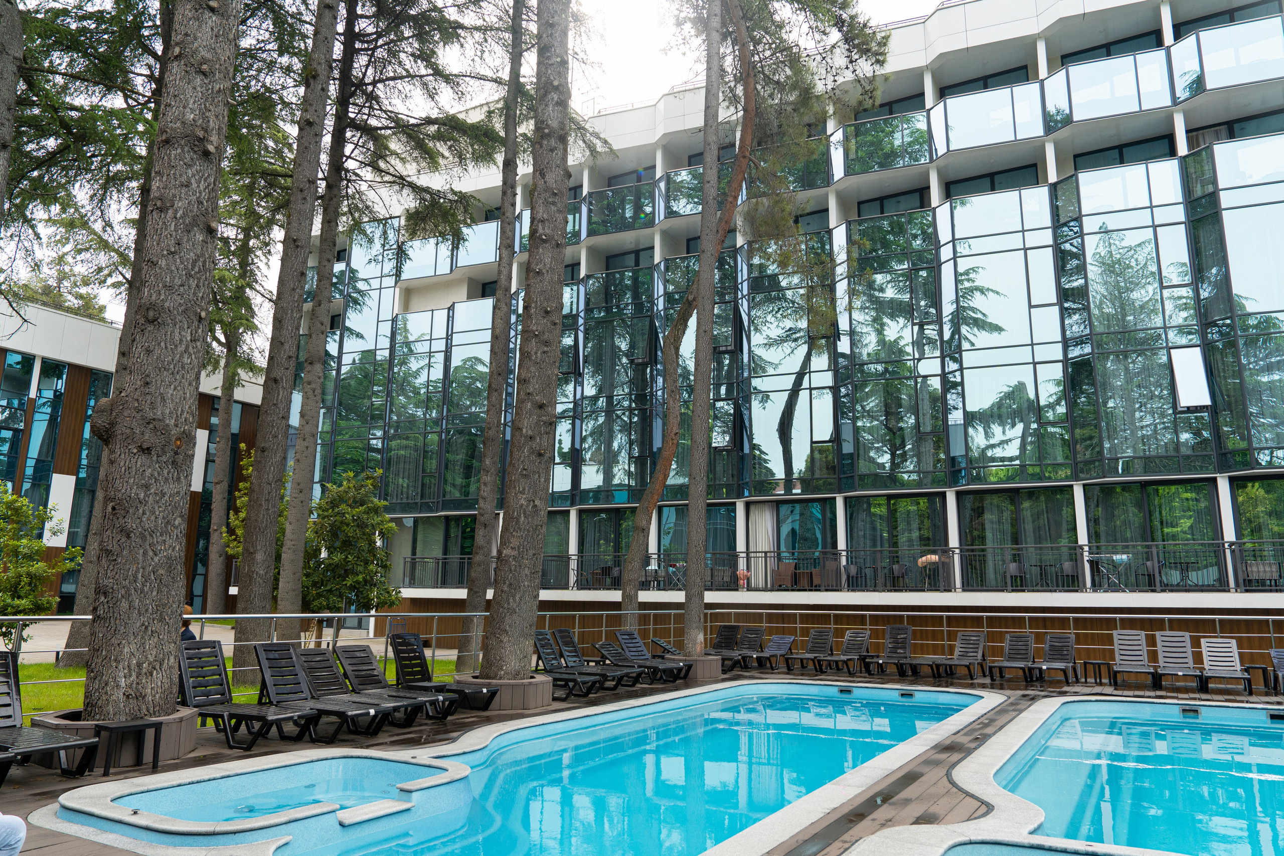 Mirror 4*. Фотограф и видеограф Елена Хмелевская