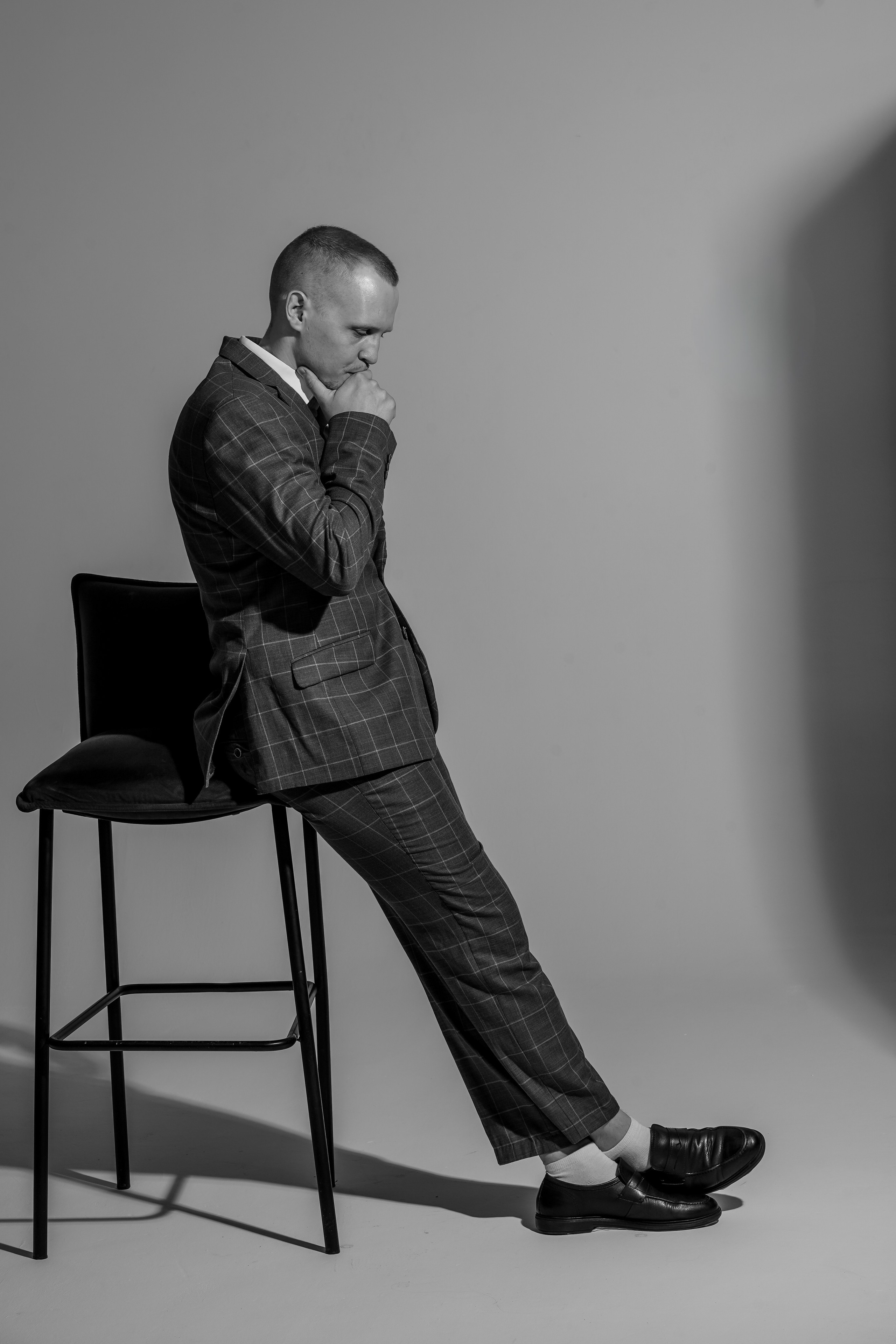 Ведущий Тимофей. Фотограф