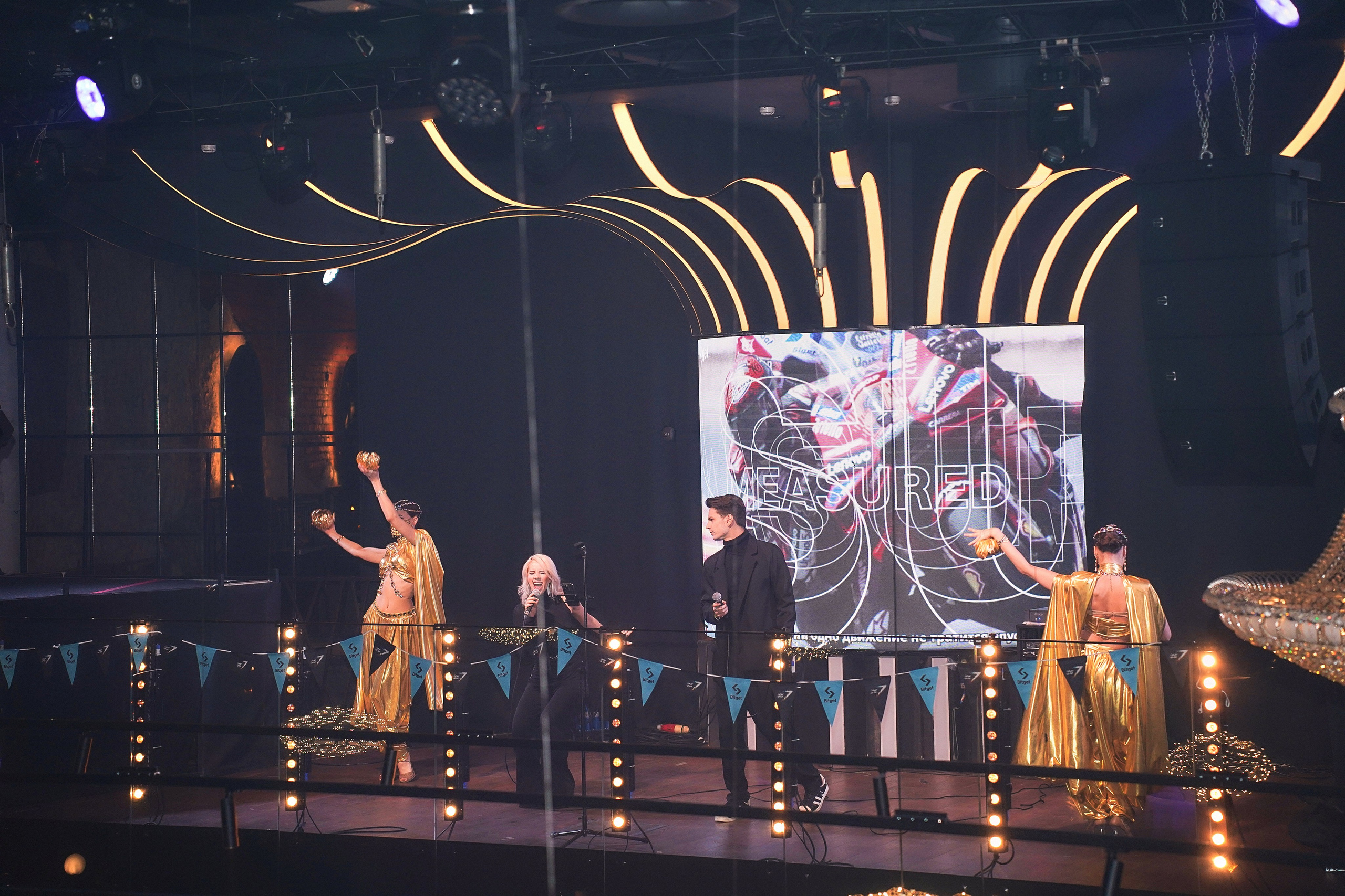 Bitget. Фотограф