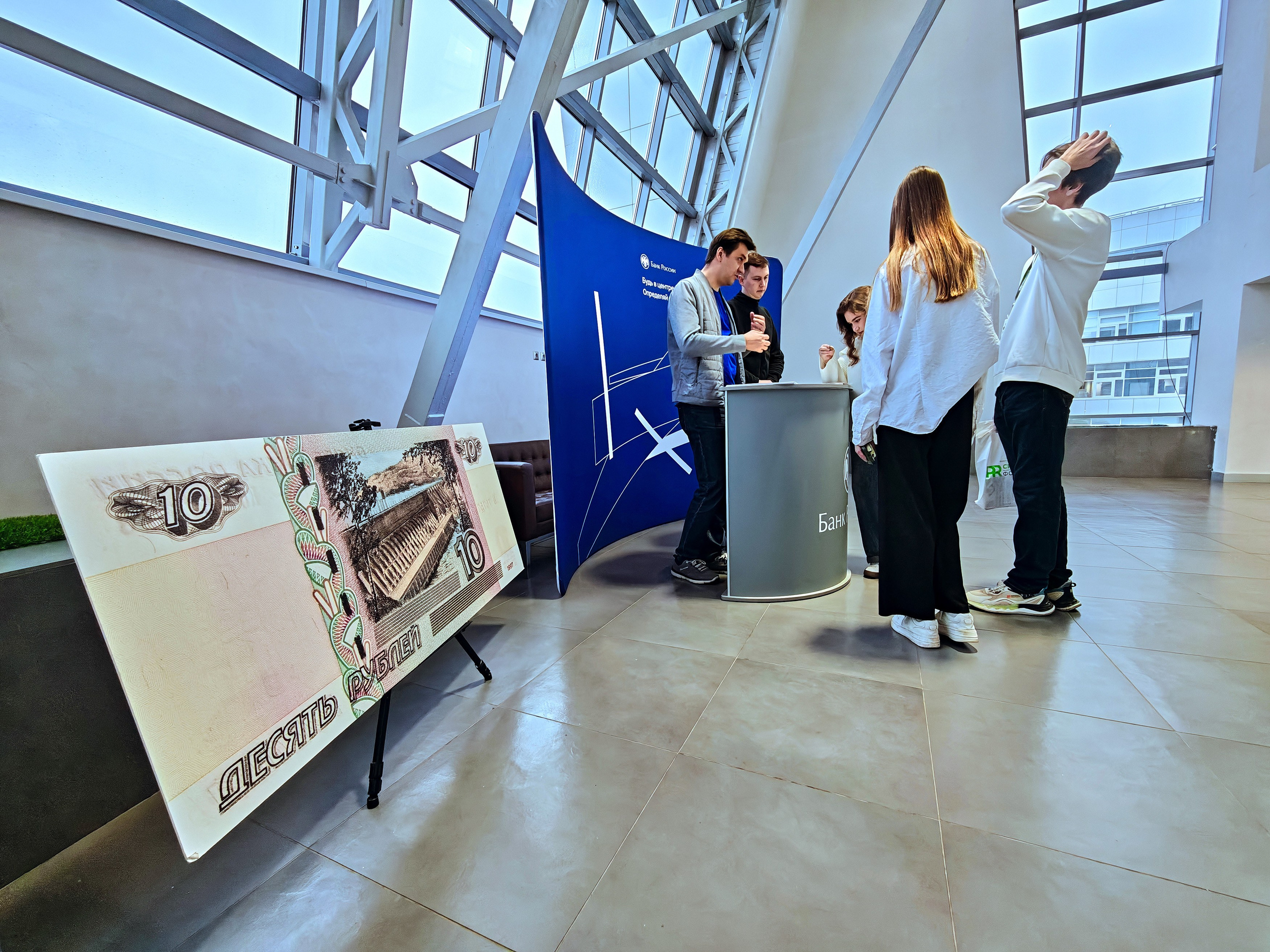 PR Среда в СФУ — СНЯТО НА СМАРТФОН (2 дня съёмок). Фотограф Яковлев Роман — Красноярск