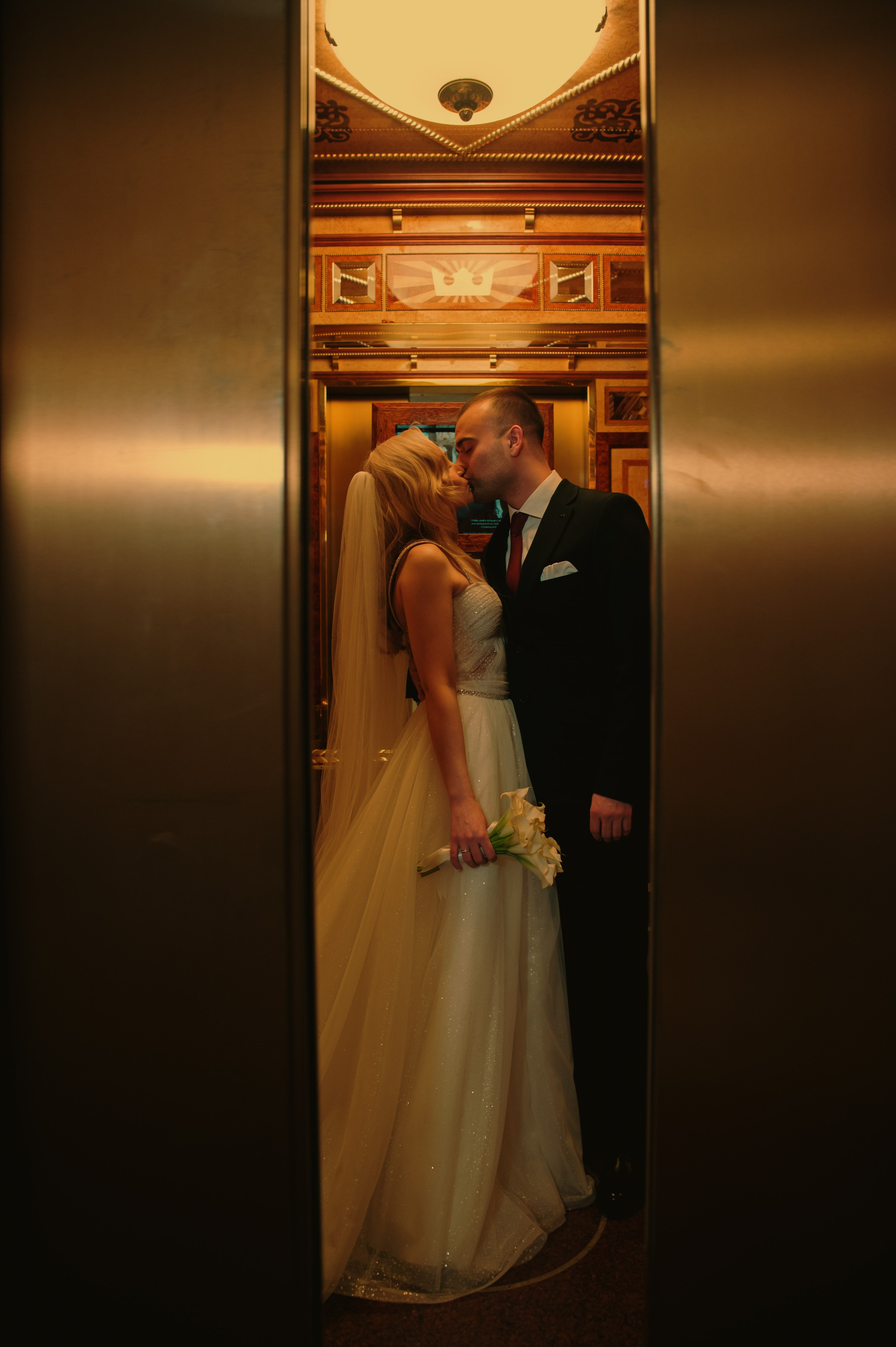 Свадебная фотосессия в Radisson Collection Hotel мск. Свадебный и портретный фотограф в Москве Жердев Даниил