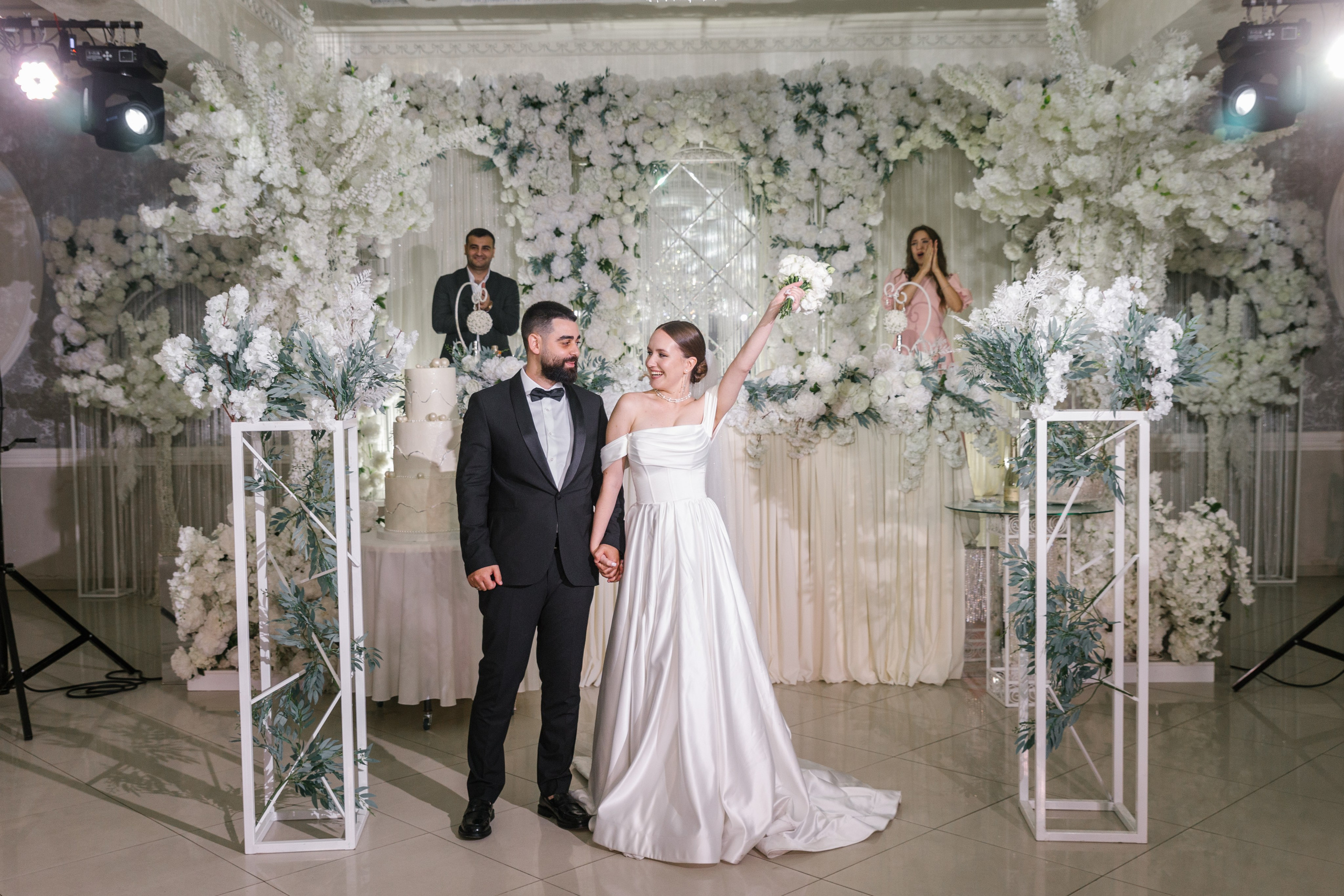 Владислав и Диана. Свадебный фотограф в Пятигорске и КМВ Софья Аджикеримова