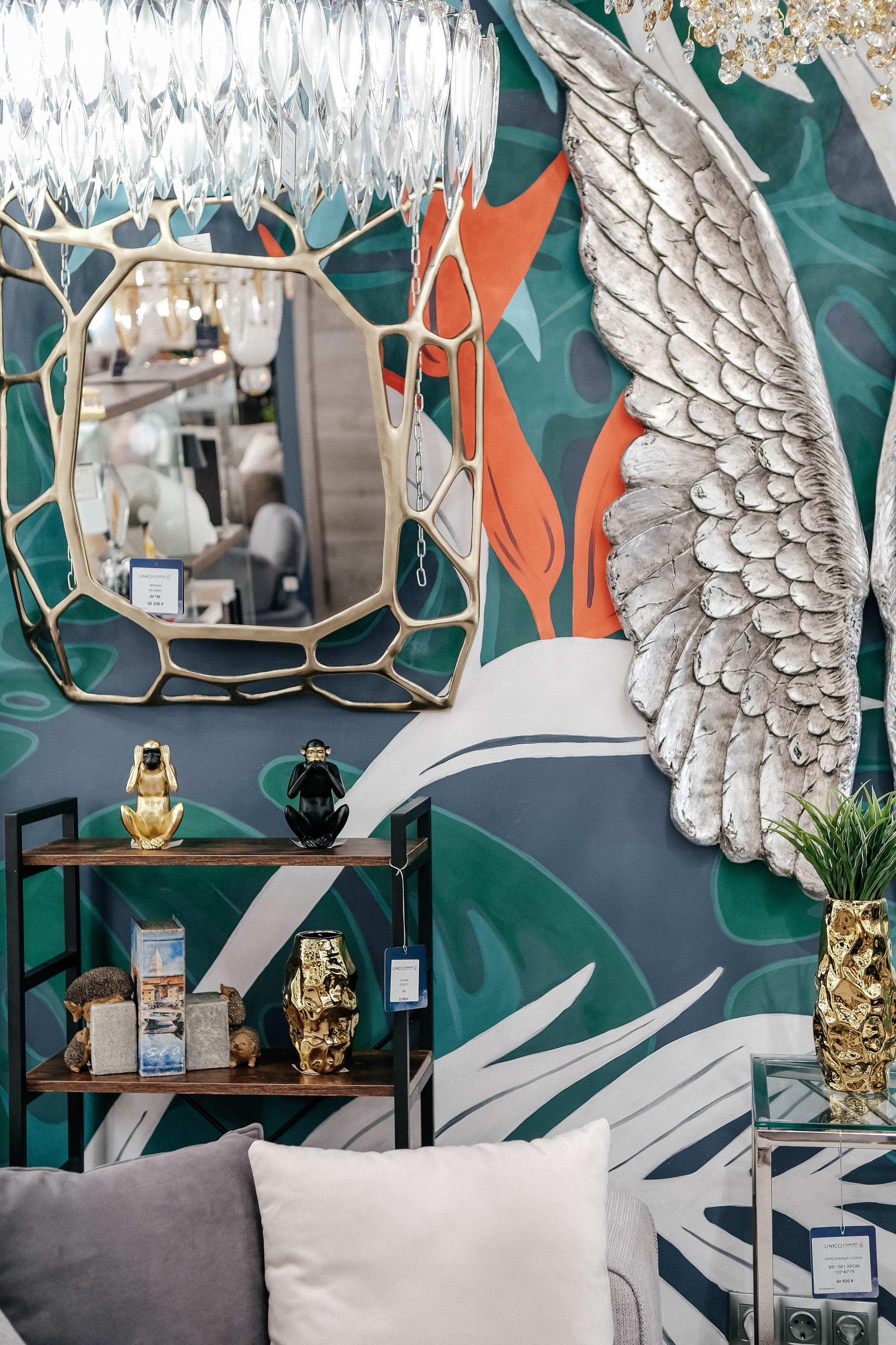 Контент для магазина дизайнерских вещей. Главная