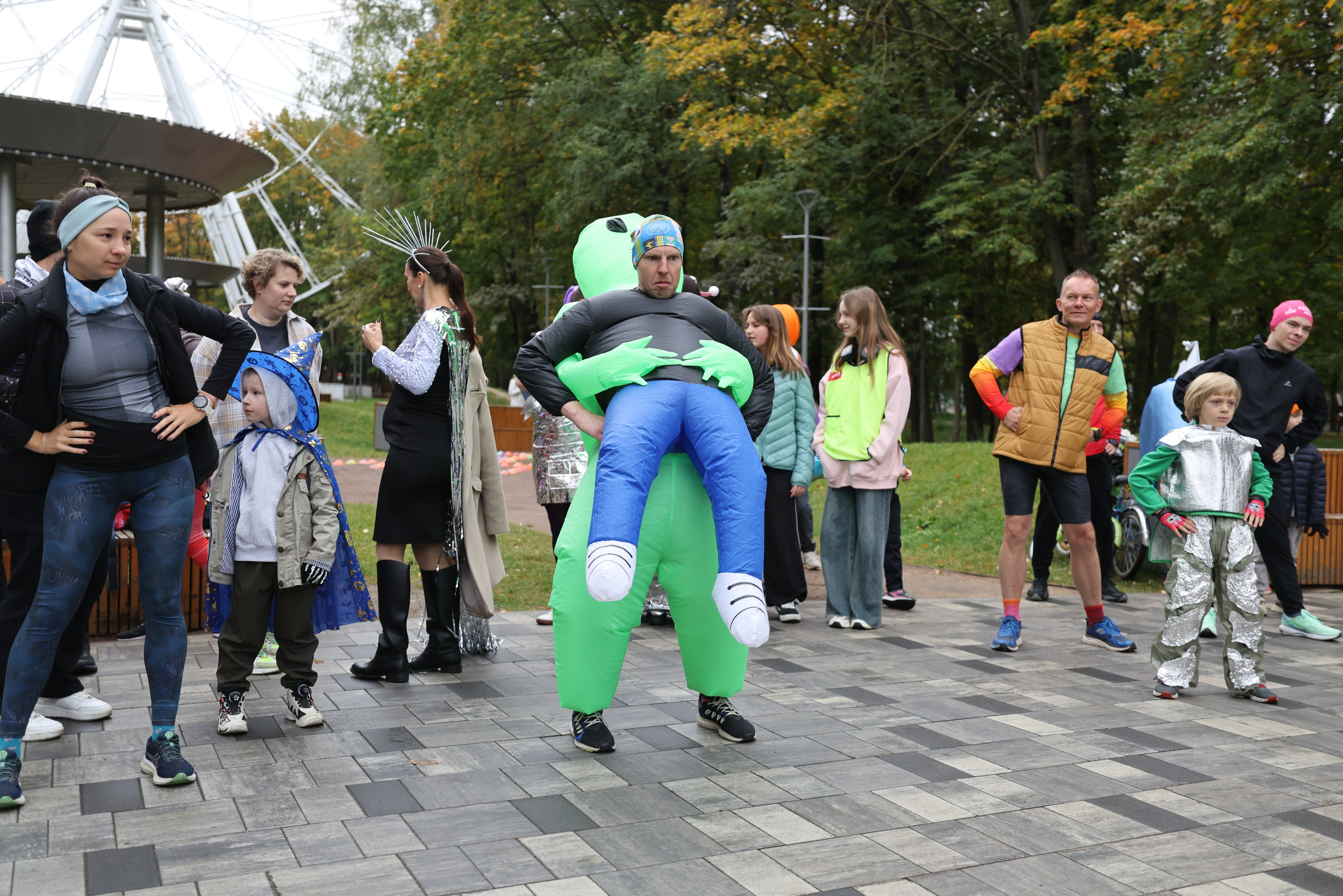 День рождения 5 вёрст Химки, 27.09.25. Фотограф Сергей Ловкий