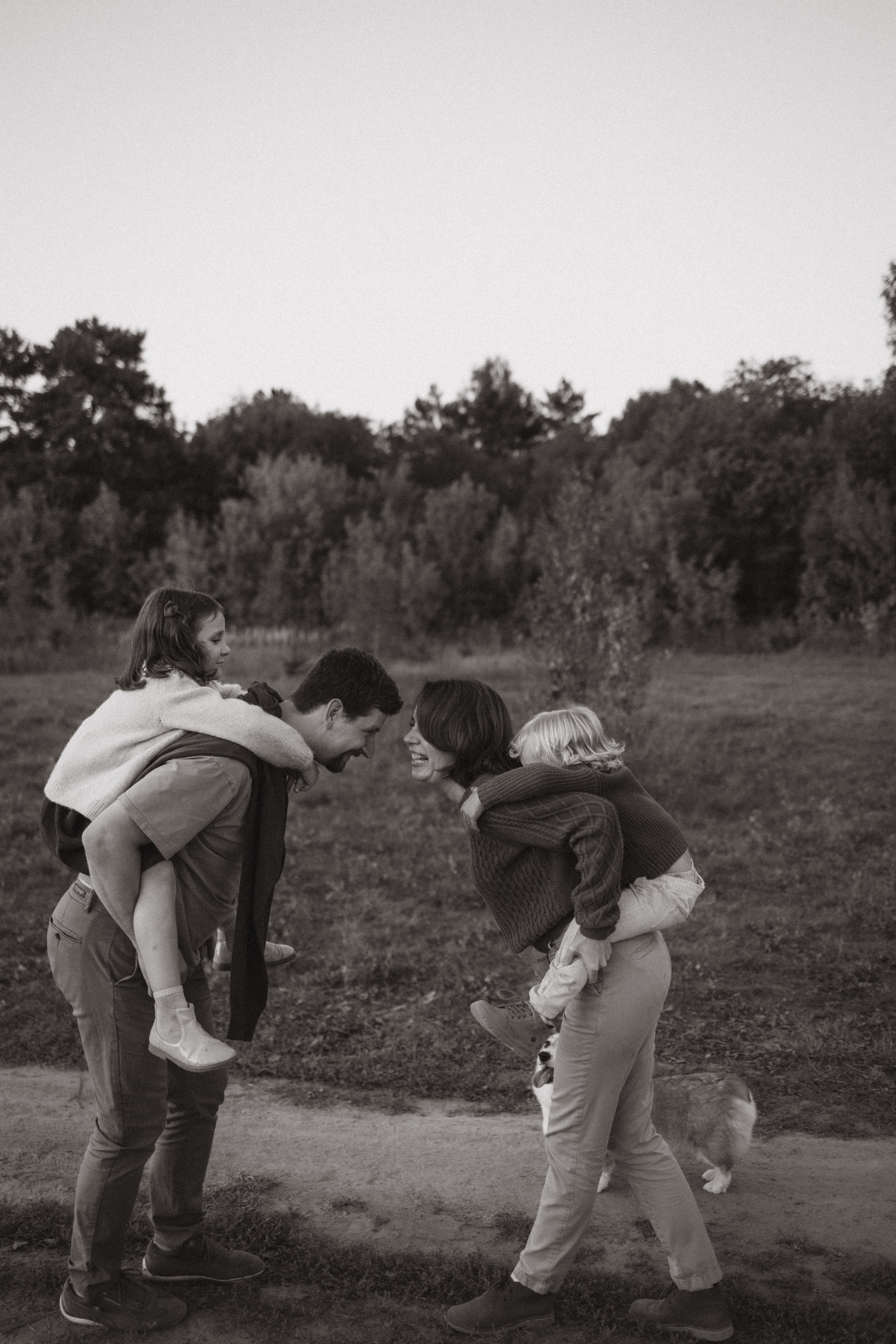 Светлана, Даниил, Оля и Юра. Семейный фотограф в Москве Бунина Маргарита