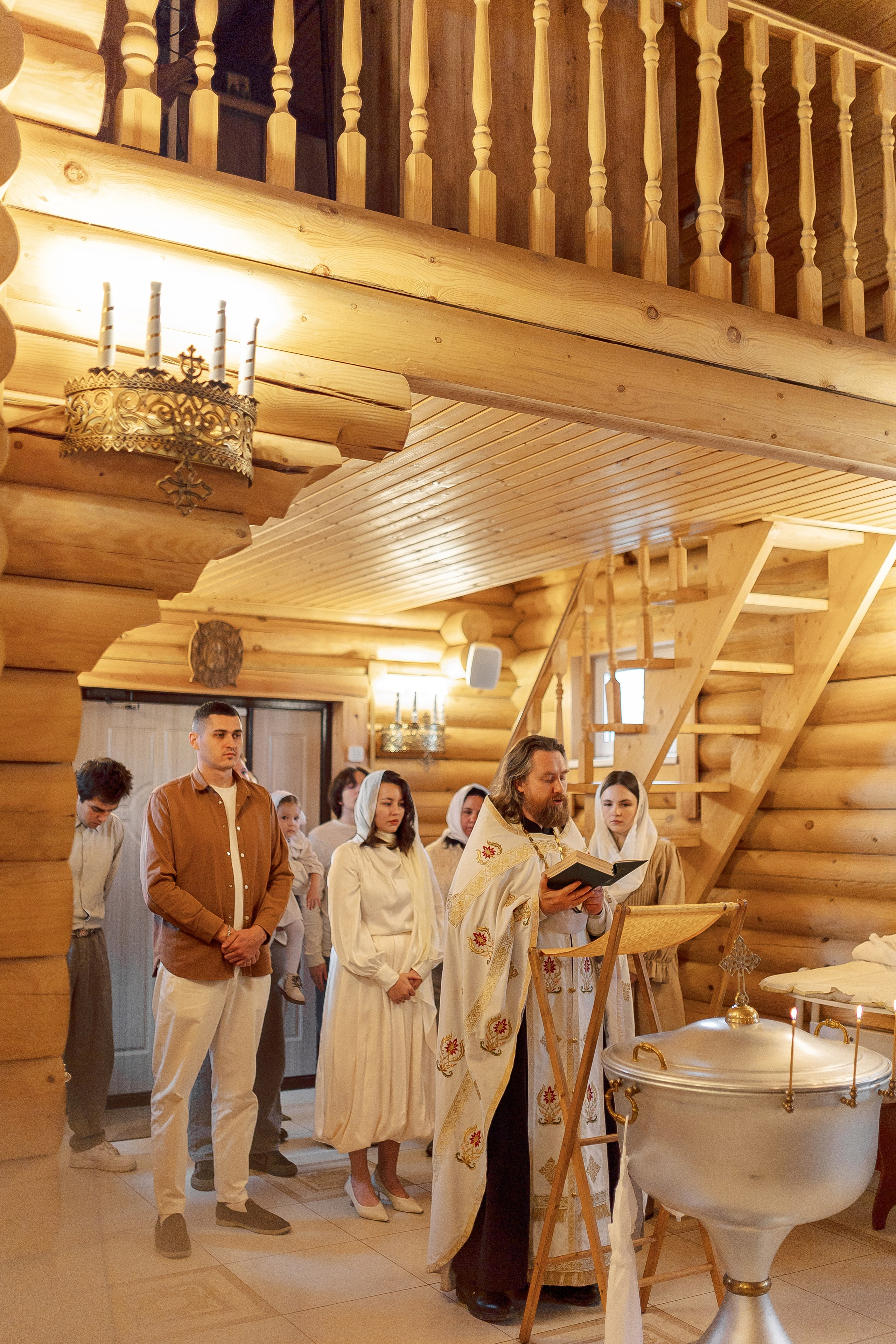 Храм пр. Серафима Саровского. Семейный фотограф в Москве Анна Пожарская