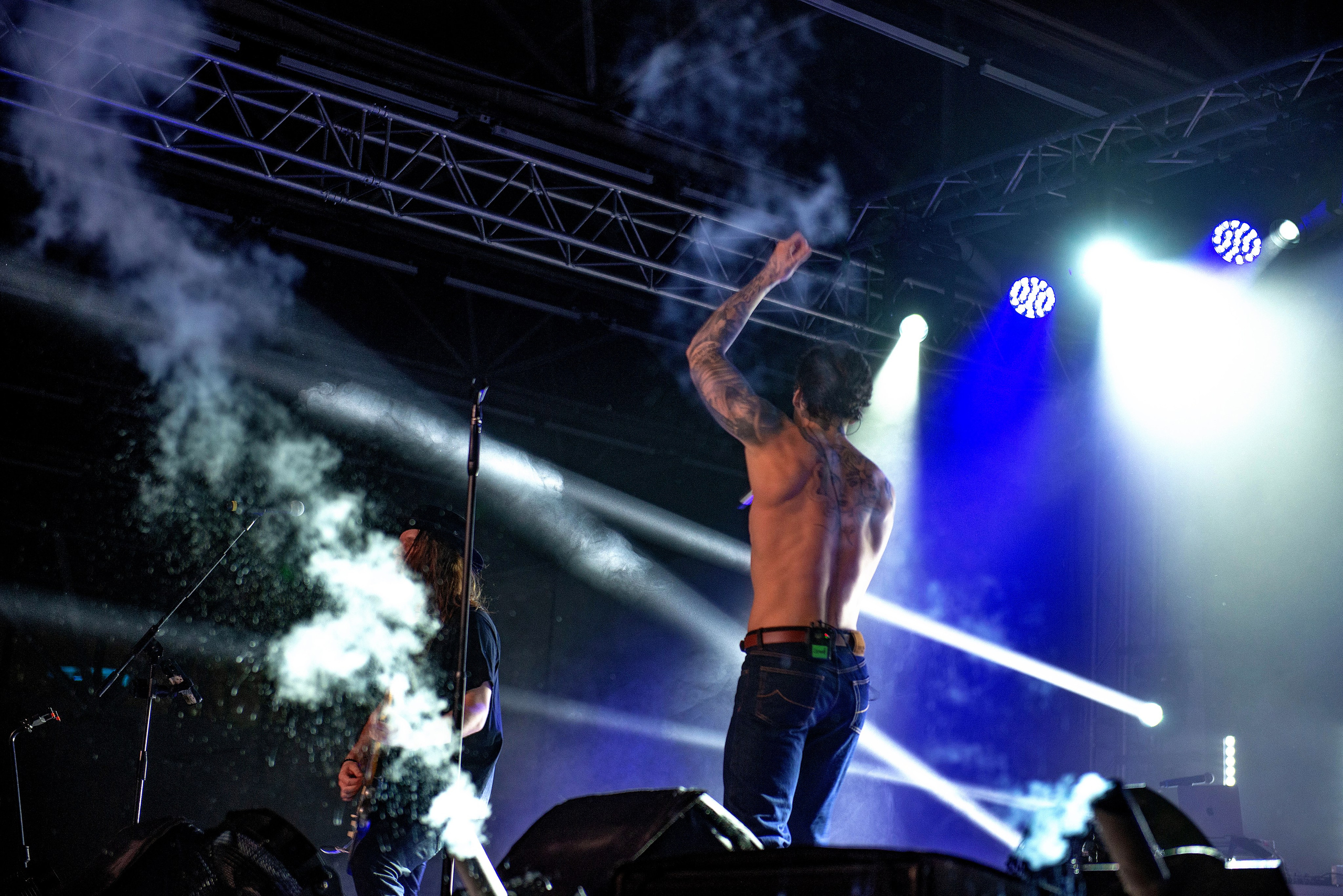 Концерт Хolidayboy. Школьный, фэшн фотограф в Тюмени и в России Ирина Королева